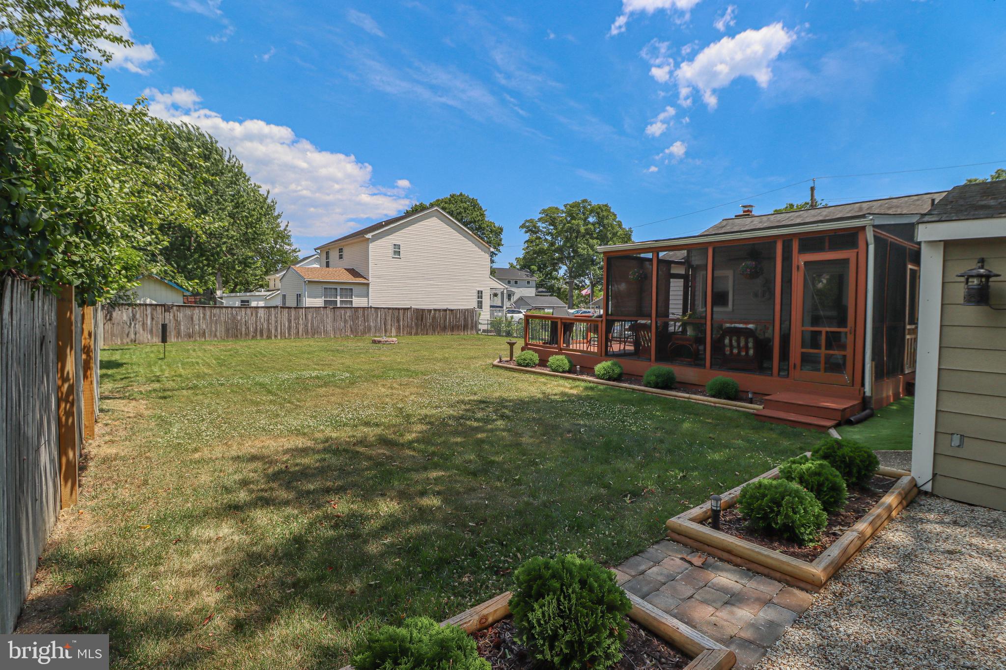SELBY ON THE BAY - Residential