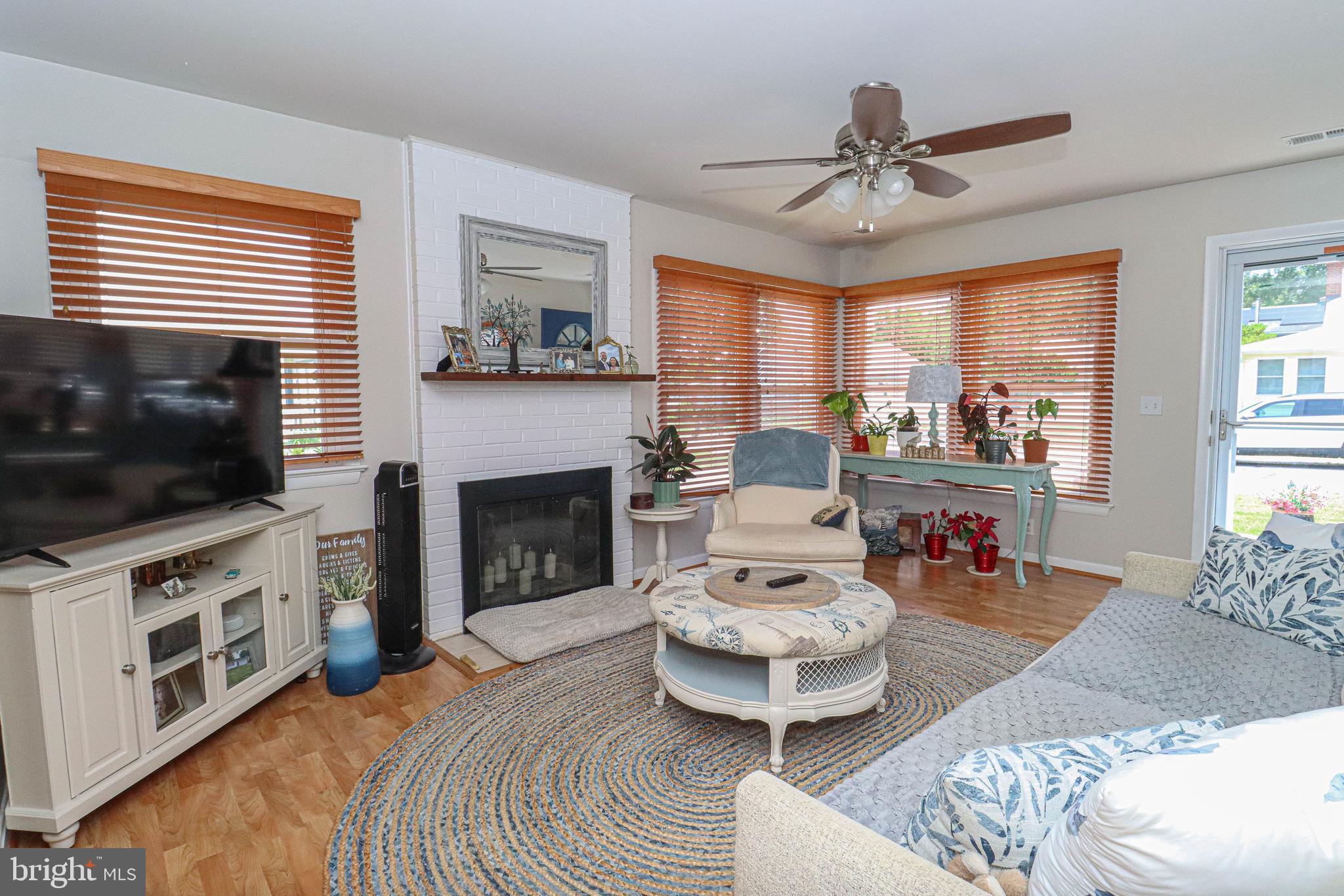 SELBY ON THE BAY - Residential