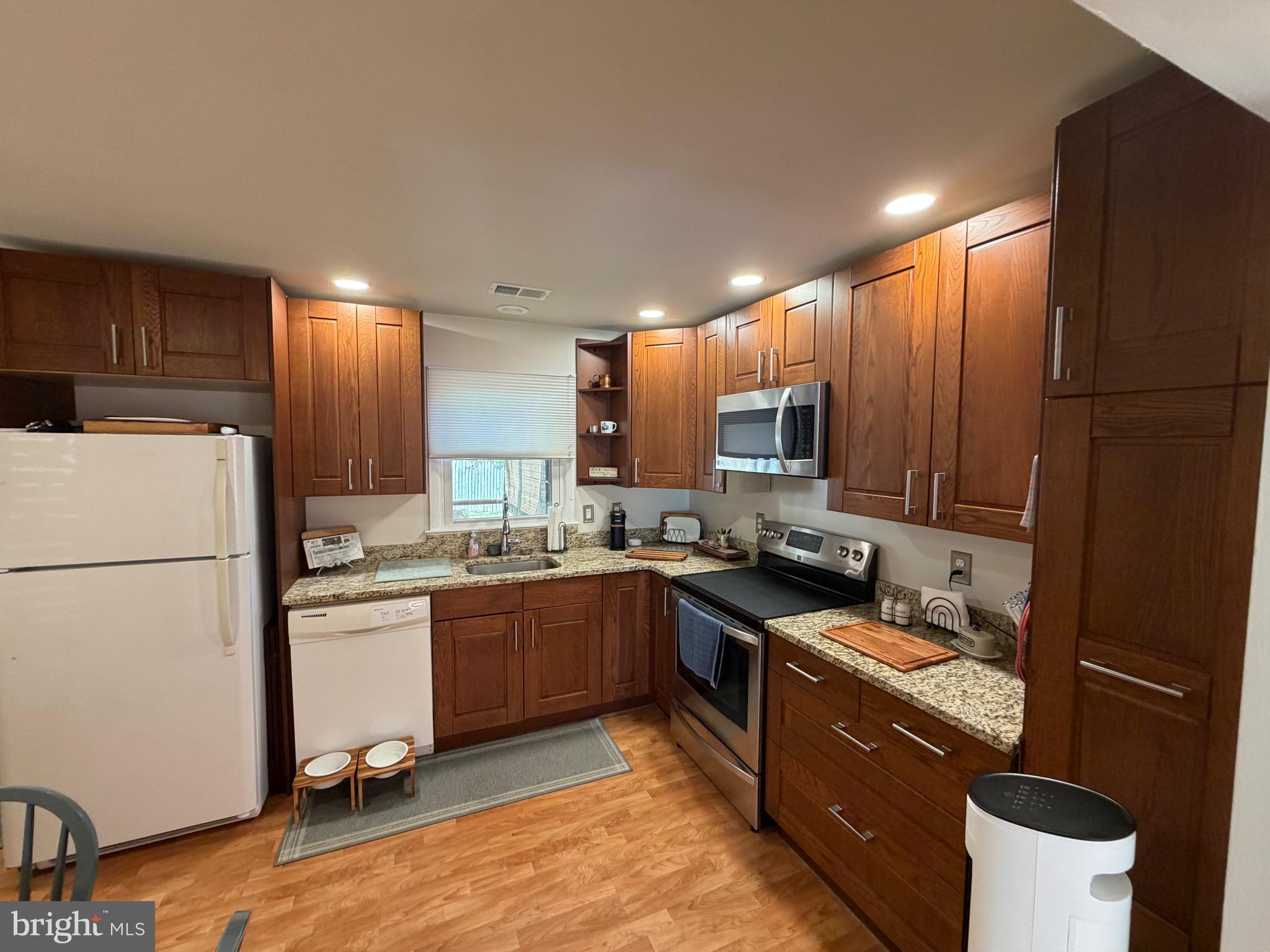 SELBY ON THE BAY - Residential