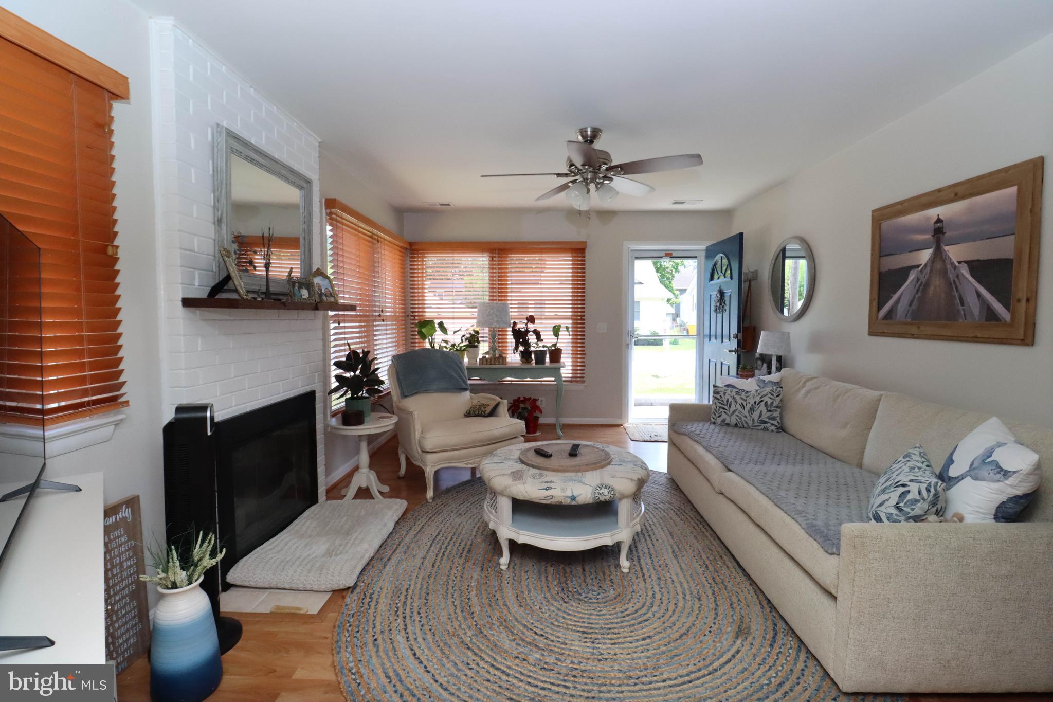 SELBY ON THE BAY - Residential