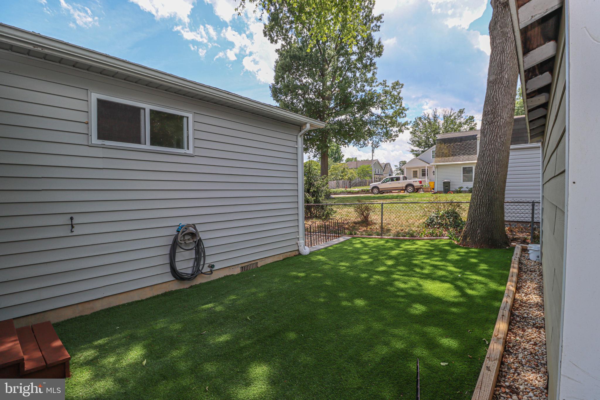 SELBY ON THE BAY - Residential