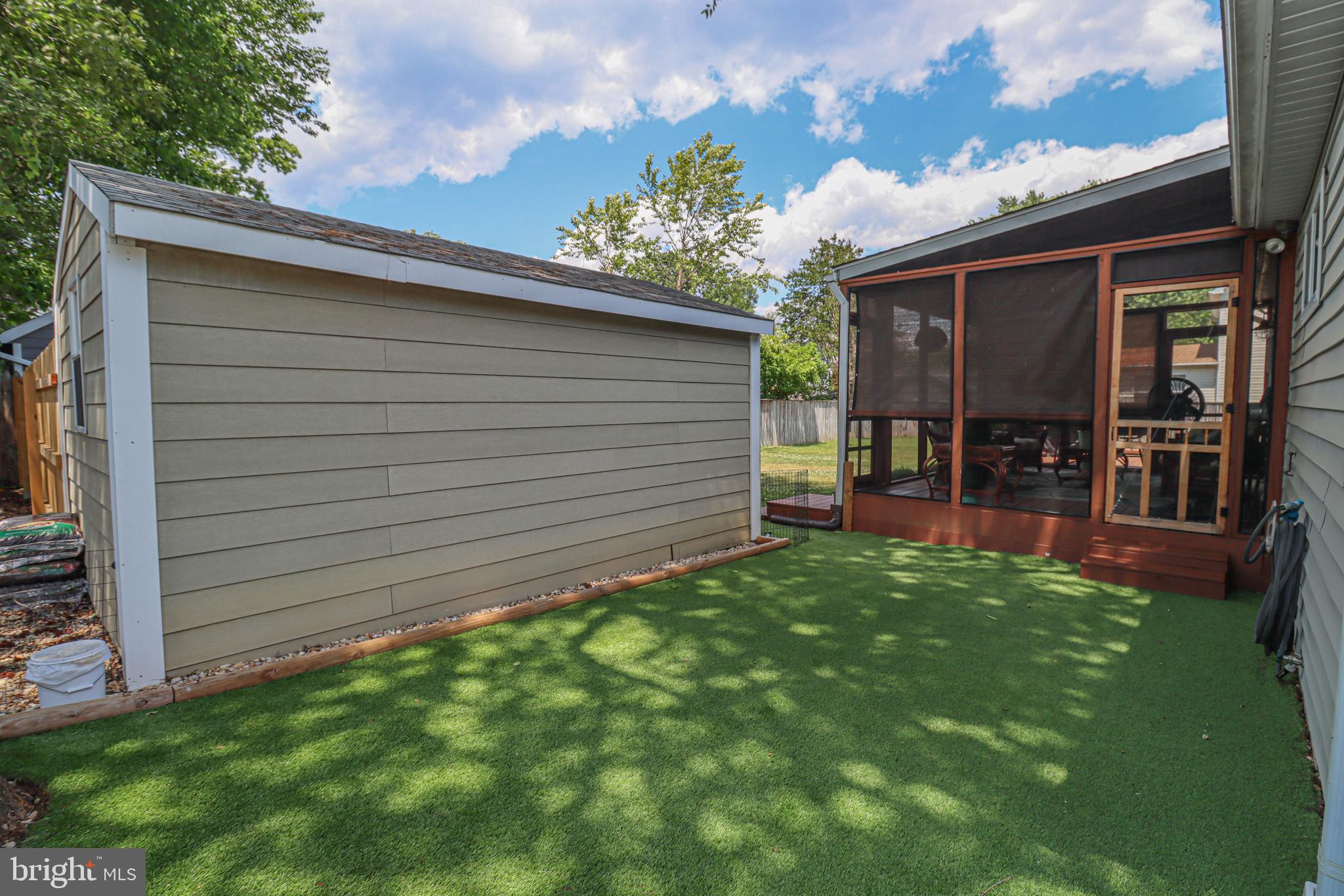 SELBY ON THE BAY - Residential