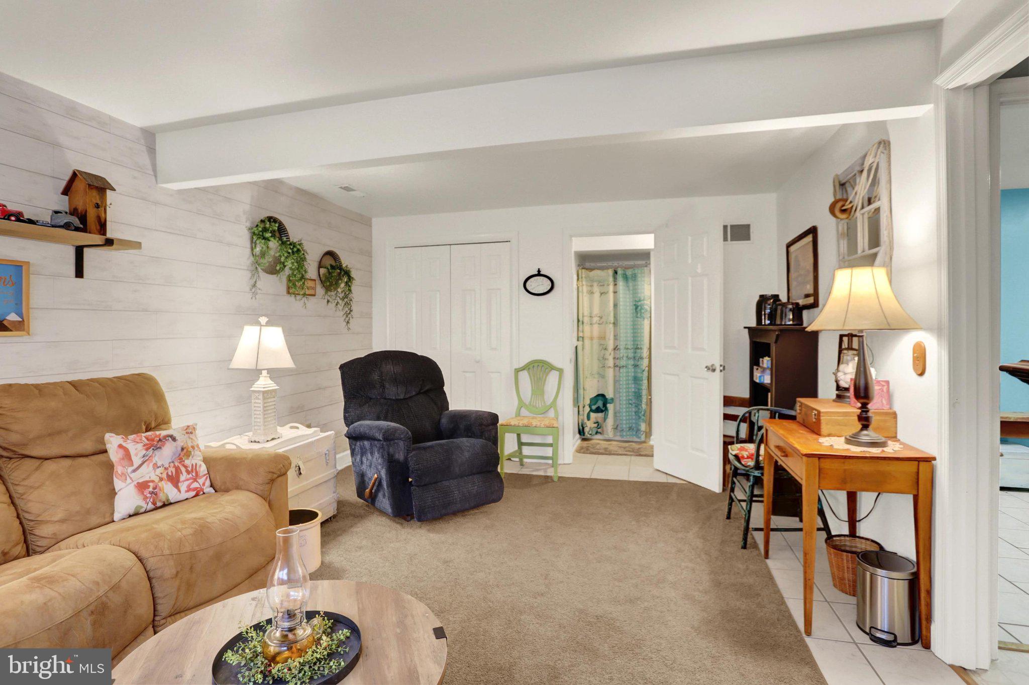 MANCHESTER - Residential