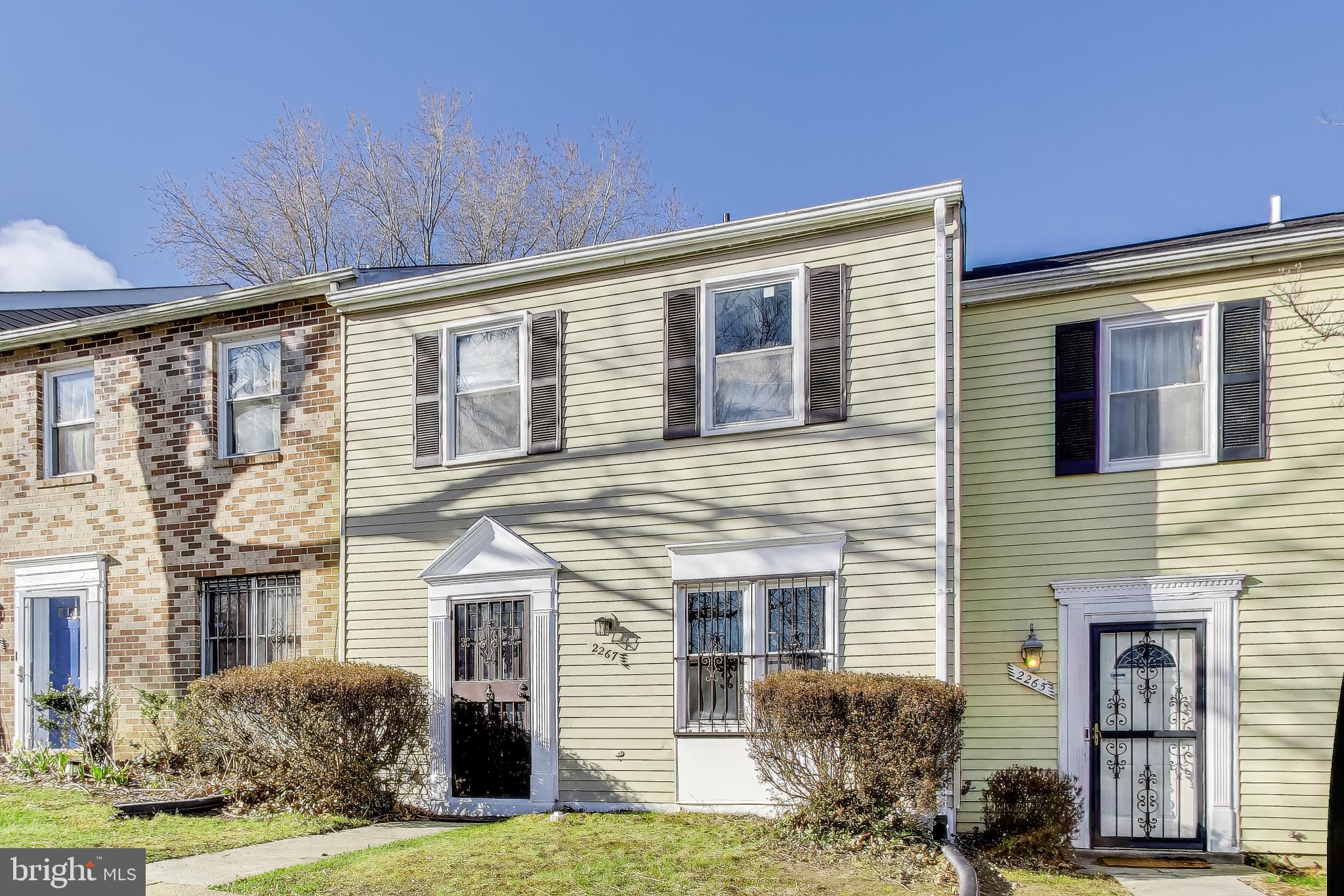 HILLCREST TOWNE - Residential