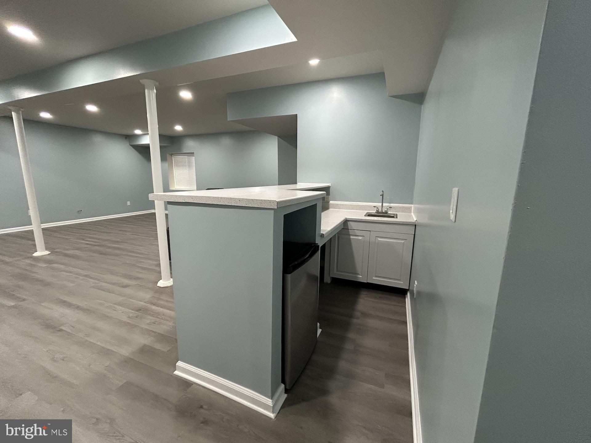 EAST VILLAGE - Residential