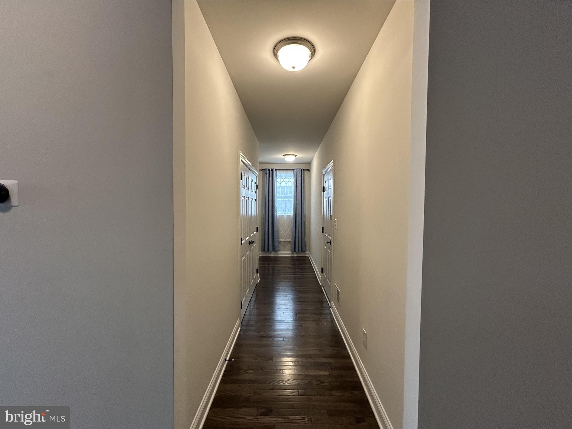 EAST VILLAGE - Residential