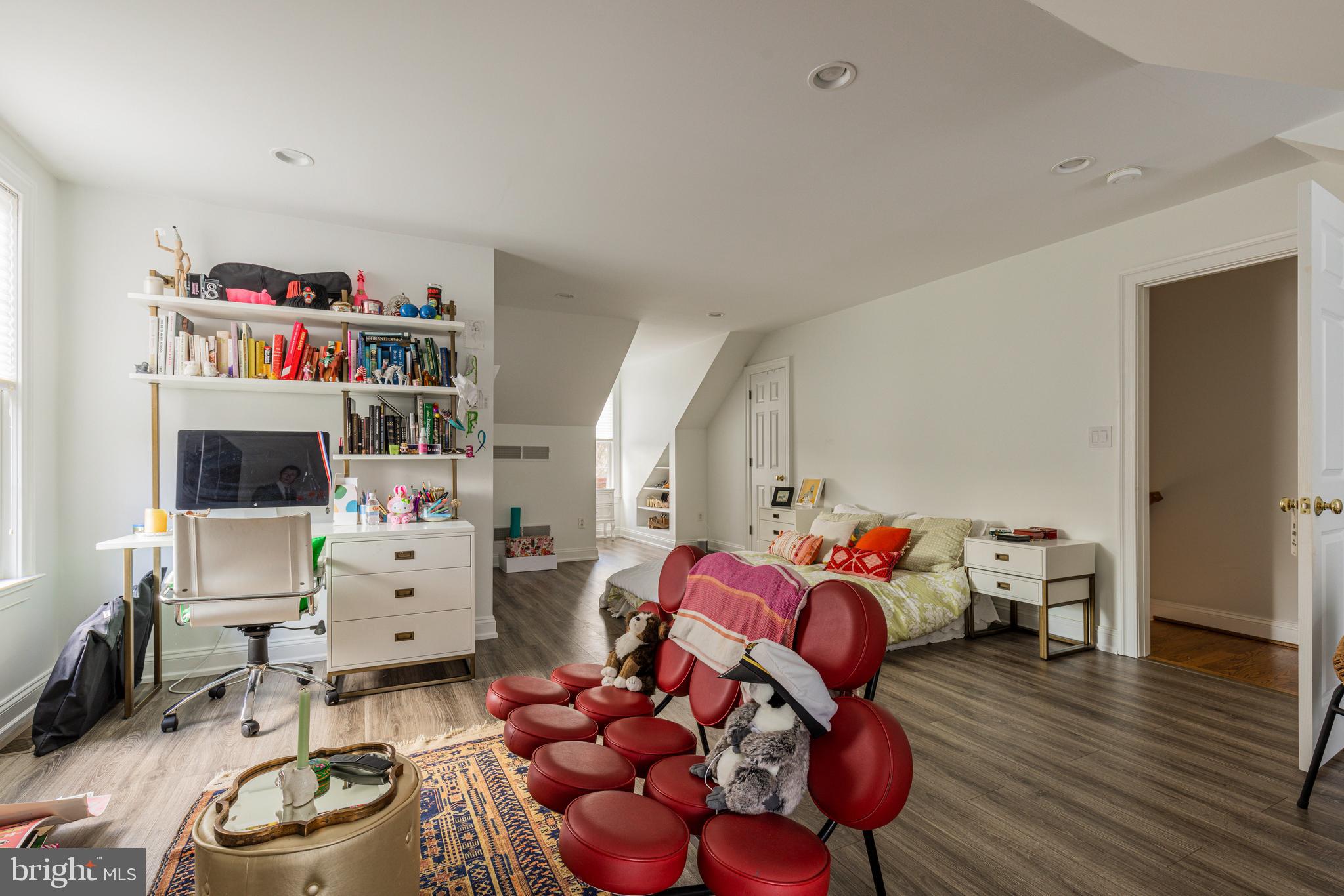 STODDARD - Residential