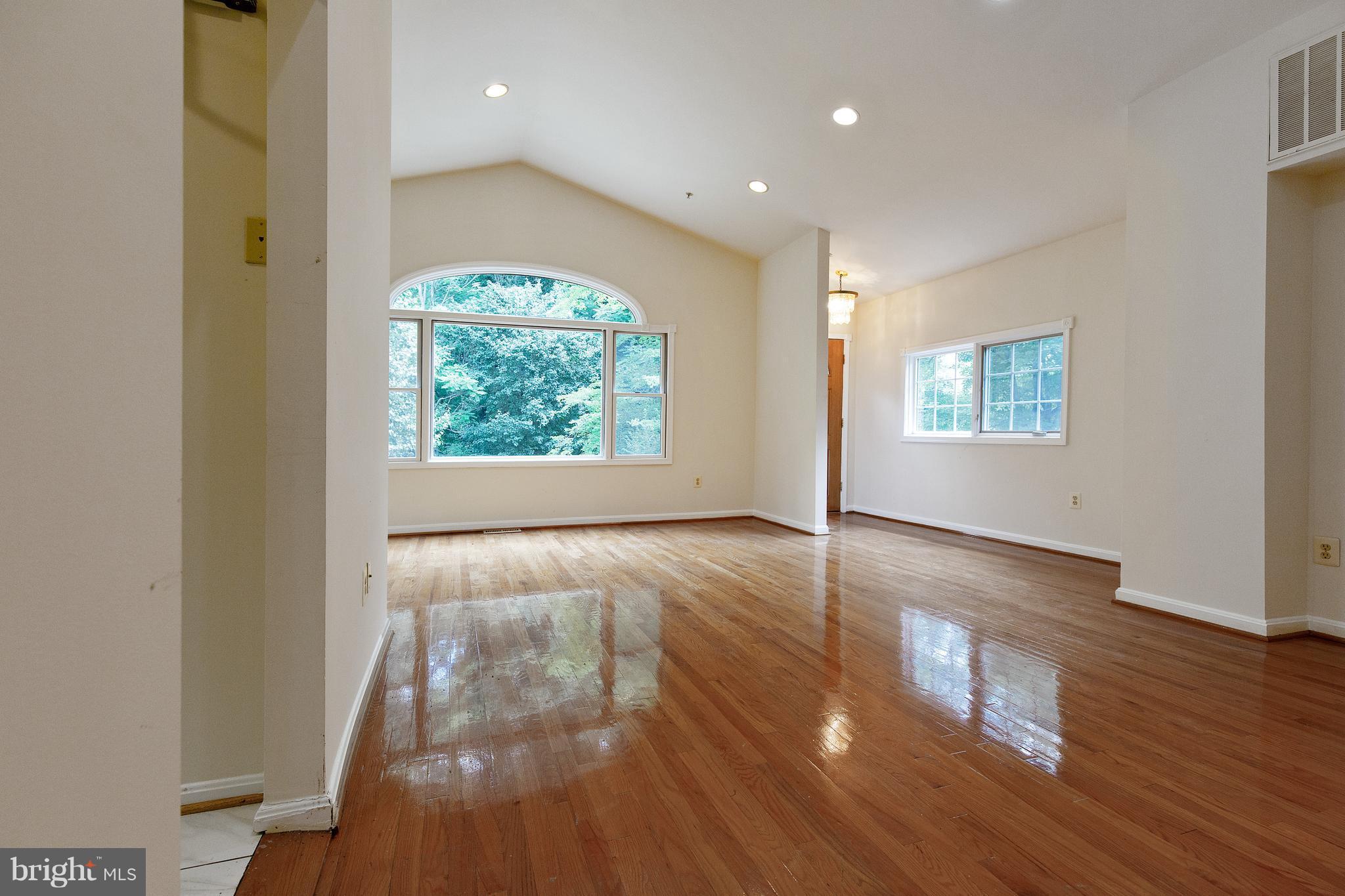 PARKLAWN - Residential