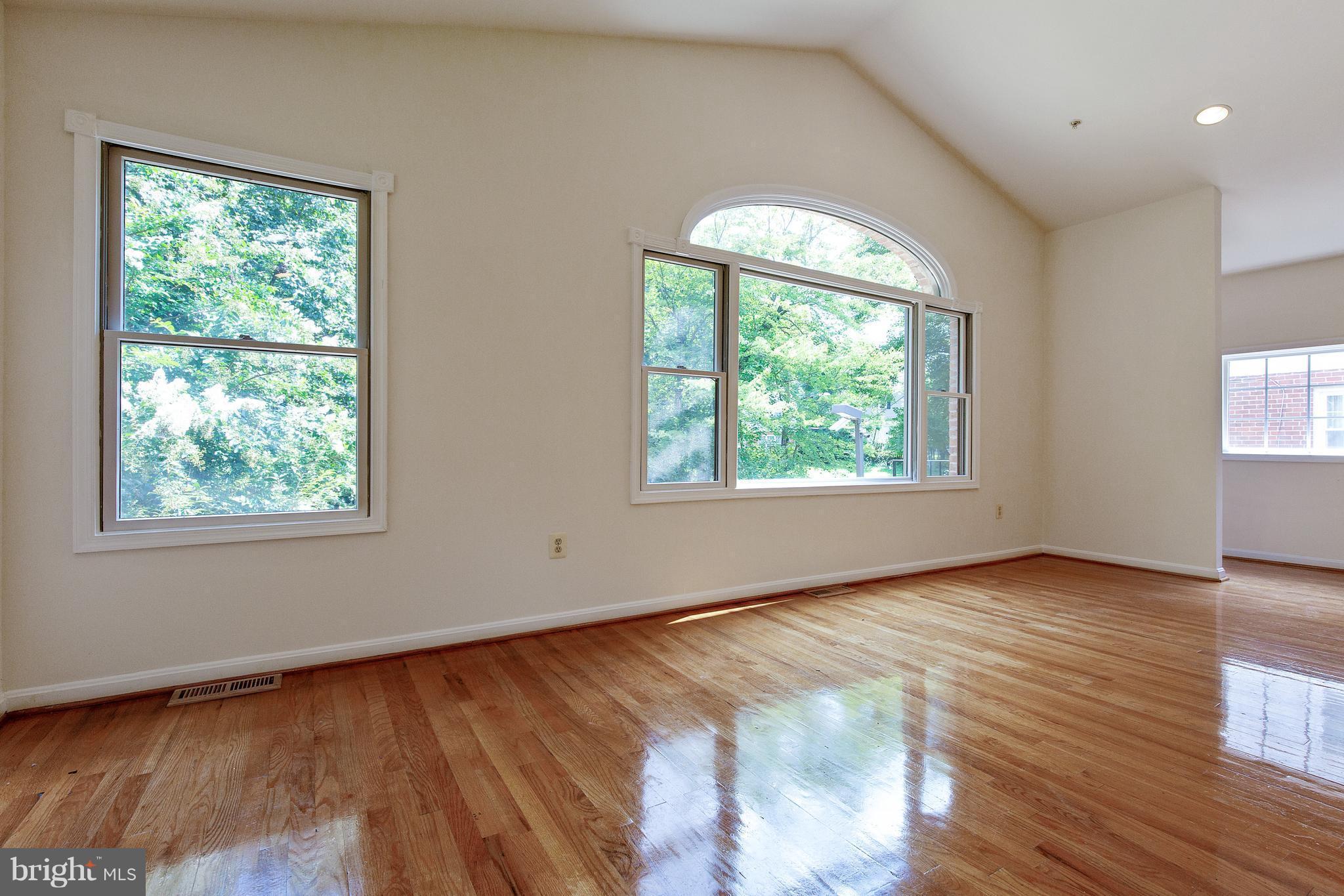 PARKLAWN - Residential