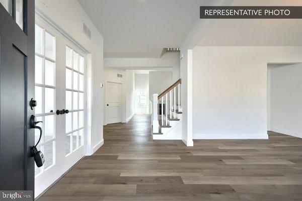 HICKORY POINTE - Residential