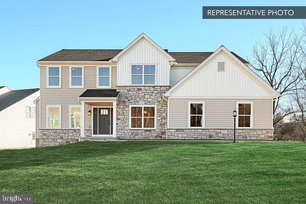 HICKORY POINTE - Residential