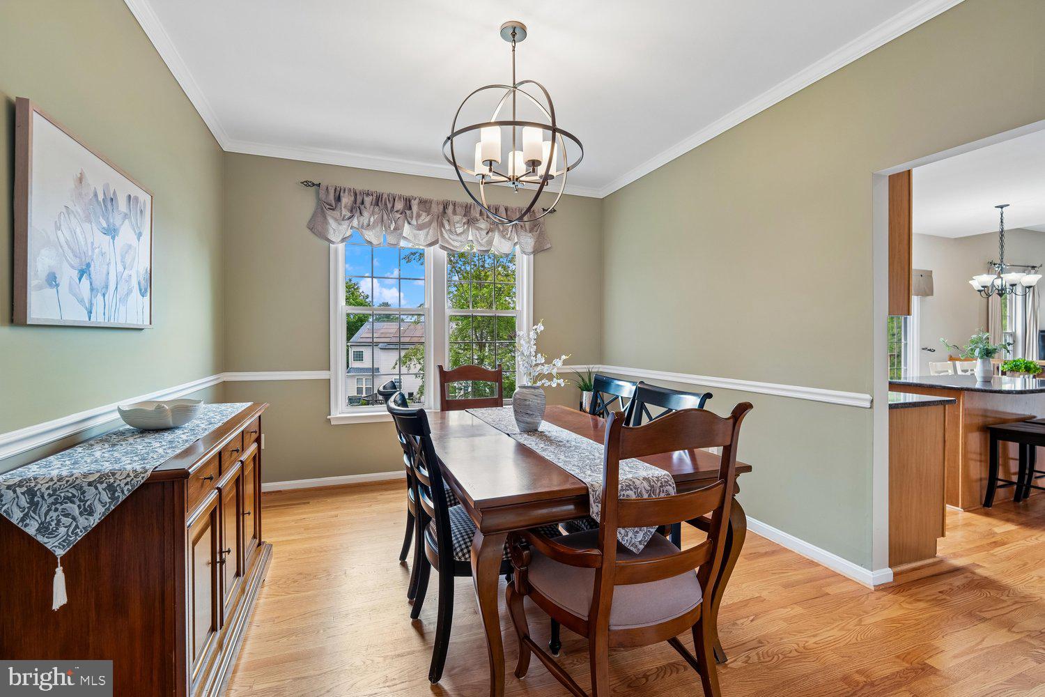 HOLLIFIELD STATION - Residential