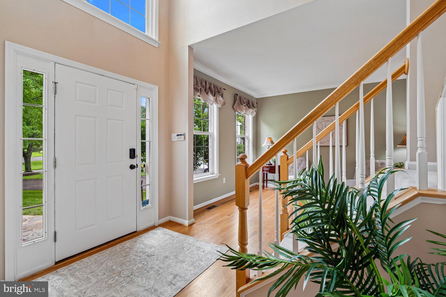HOLLIFIELD STATION - Residential