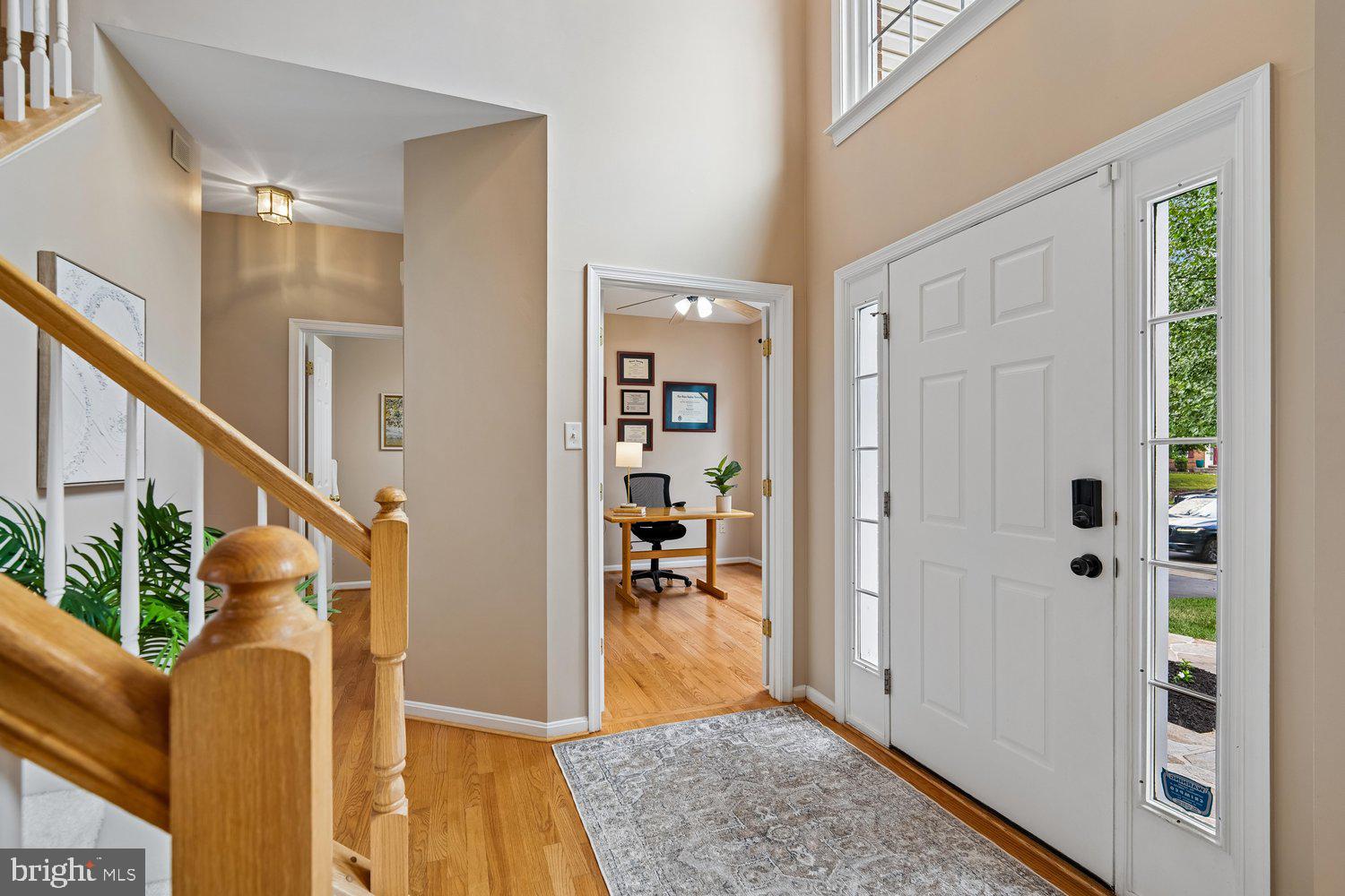 HOLLIFIELD STATION - Residential