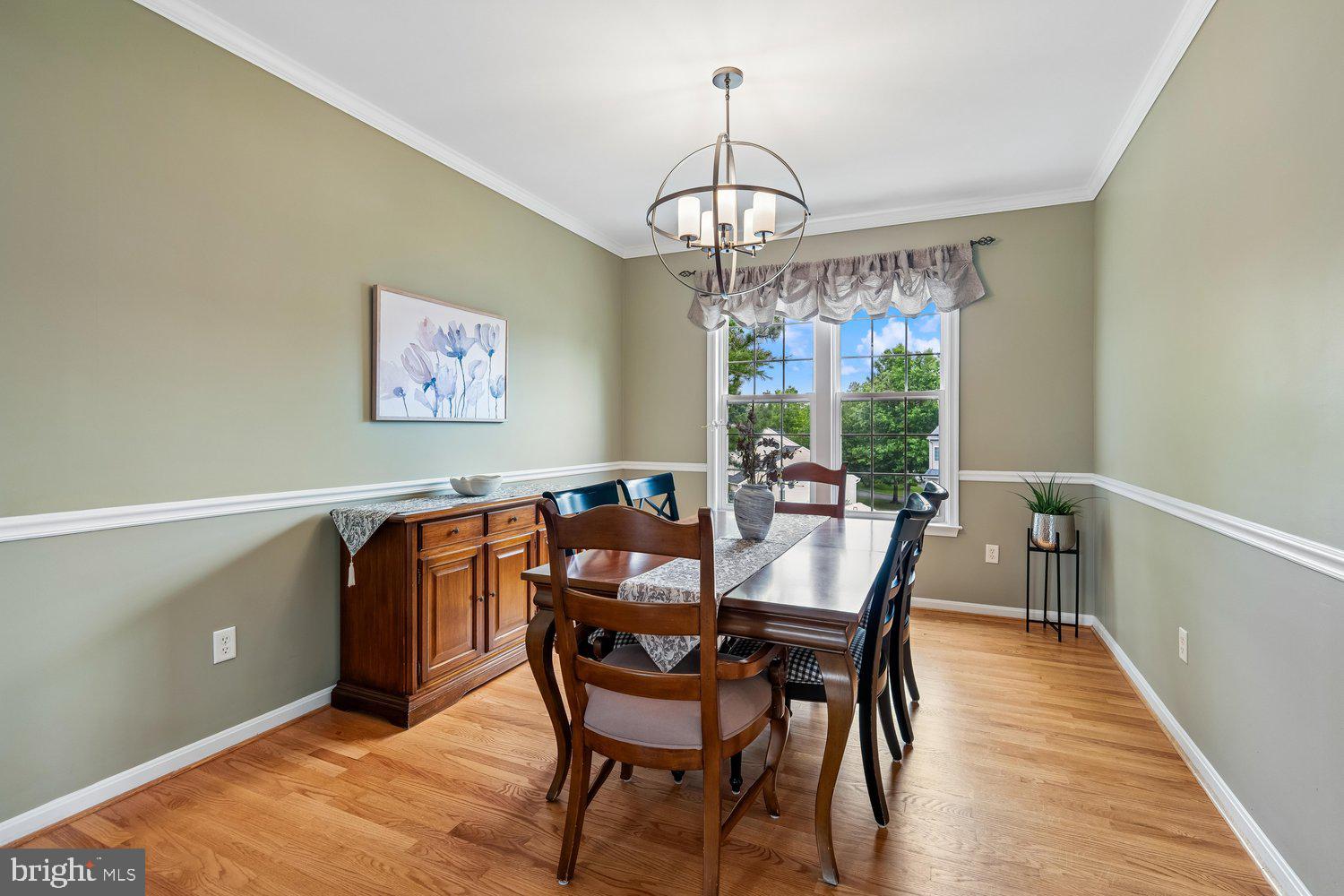 HOLLIFIELD STATION - Residential
