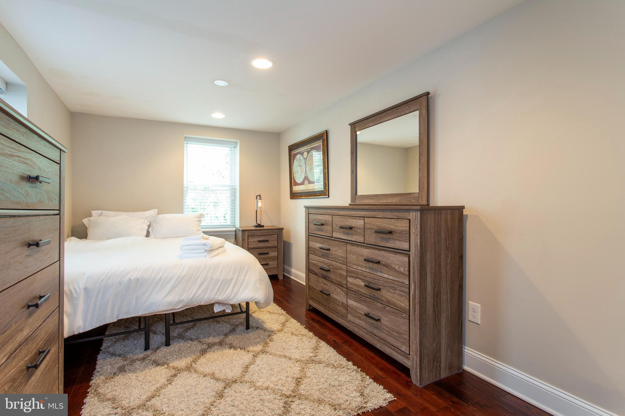 GRADUATE HOSPITAL - Residential Lease