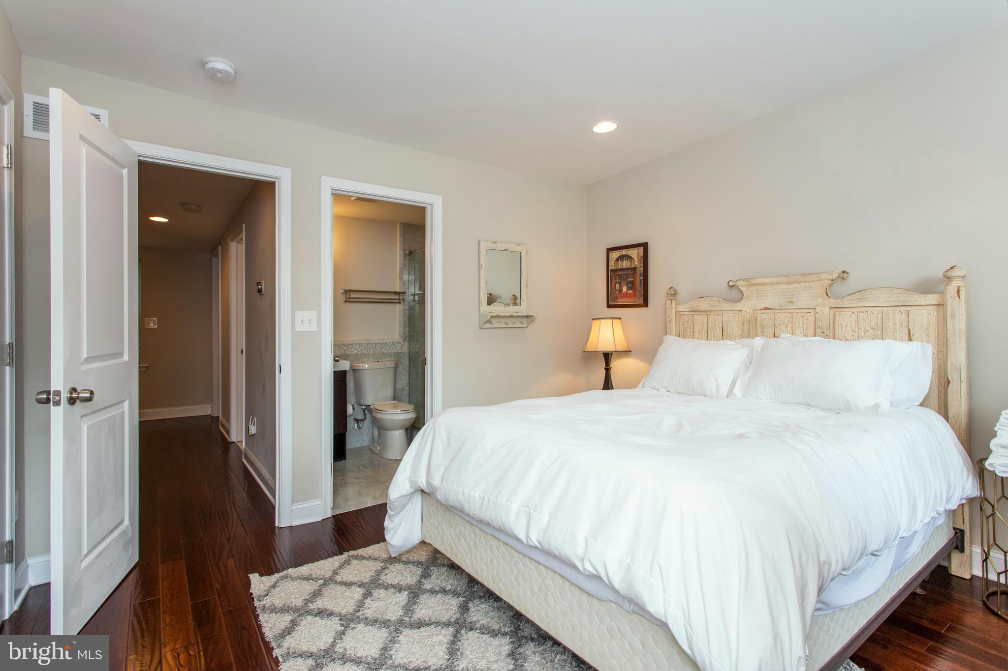 GRADUATE HOSPITAL - Residential Lease