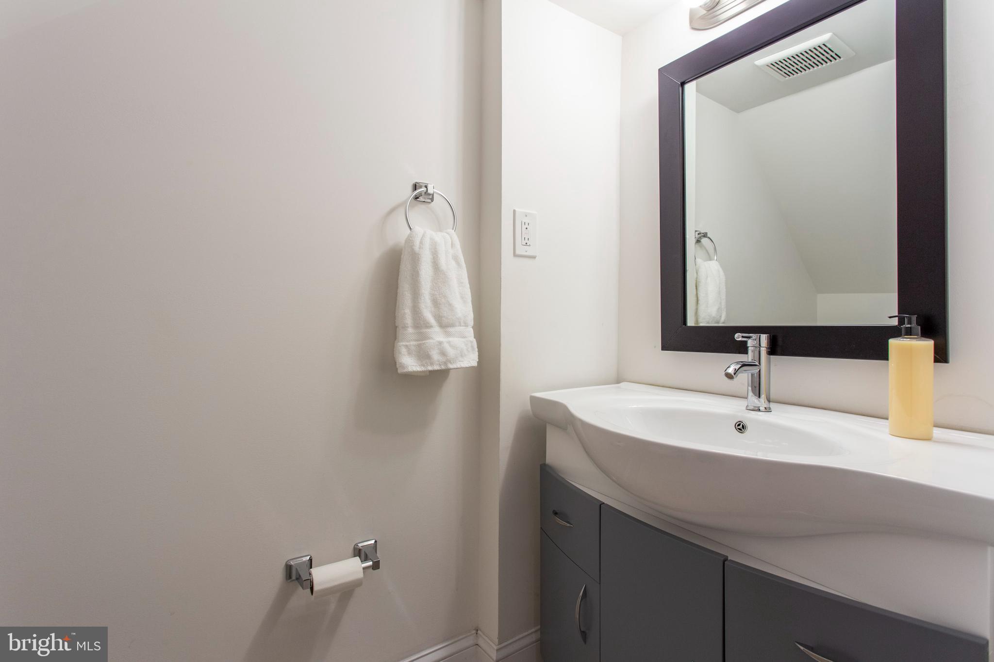 GRADUATE HOSPITAL - Residential Lease
