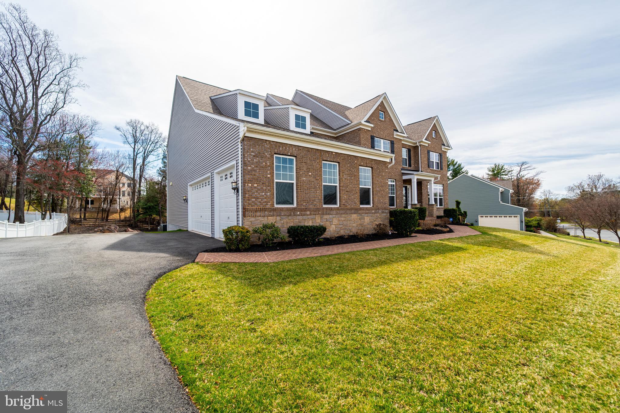 SUMMERHOUSE LANDING - Residential