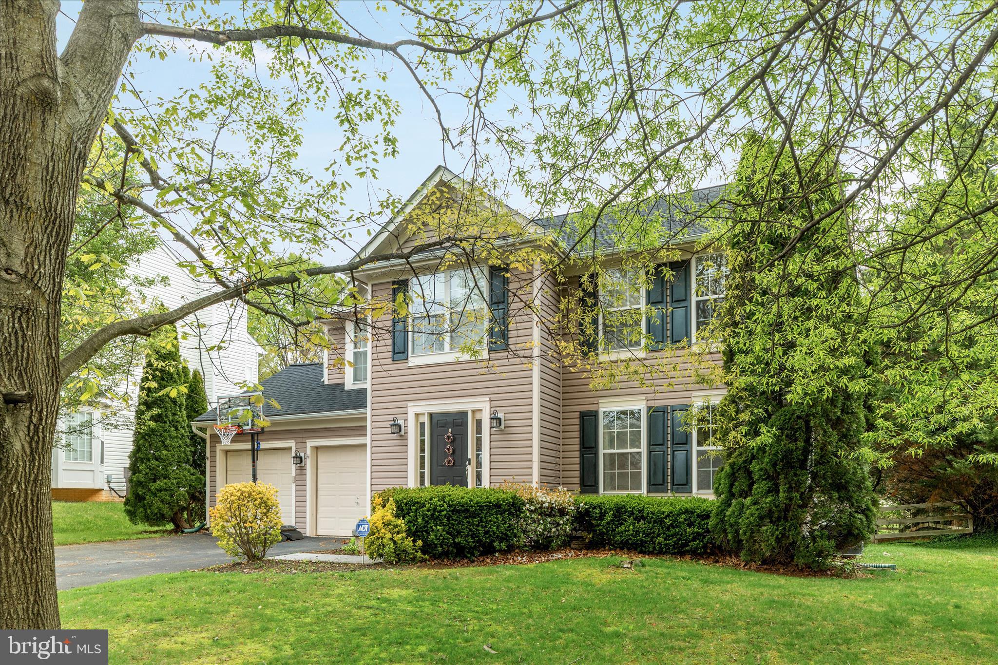 Welcome home to this inviting Round Hill property offering comfort, flexibility, and a wonderfully convenient location just off Route 7 with easy access to Dulles and major commuter routes.
Upon entering, you’ll find a versatile space ideal for an office or den, along with a separate dining area just off the beautifully upgraded, sunlit kitchen. The dramatic two‑story family room creates an open, airy feel and leads to a deck overlooking the fenced backyard with a patio—perfect for everyday living and outdoor gatherings. Upstairs, the primary bedroom provides a relaxing retreat with a walk‑in closet and a spacious, spa‑like ensuite bath. Three additional well‑sized bedrooms, a full hall bath, and a convenient laundry room complete the upper level. The lower level adds even more usable space, including an office or flex room, a large recreation room, an additional bedroom/den or workout space, and a full bathroom—ideal for guests or multi‑use living. Recent updates include a new roof (2024) and lower‑level AC and water heater (2022), offering peace of mind for years to come. This home delivers the space, comfort, and convenience you’ve been looking for.  Enjoy quick access to Route 7, dining, and downtown Purcellville and Leesburg. Live surrounded by the best of Western Loudoun—from the W&OD and Appalachian Trails to pristine golf courses and Virginia’s renowned wineries and breweries!