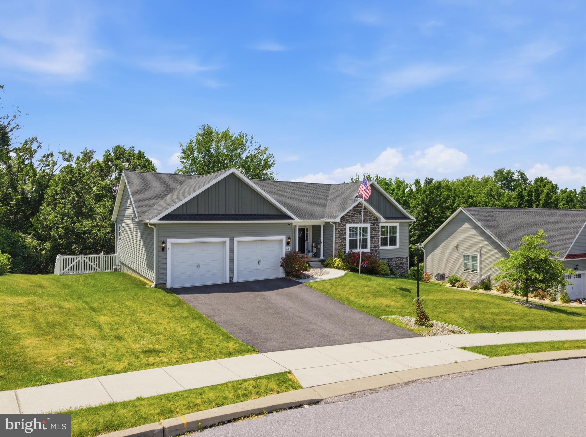FOX RUN - Residential