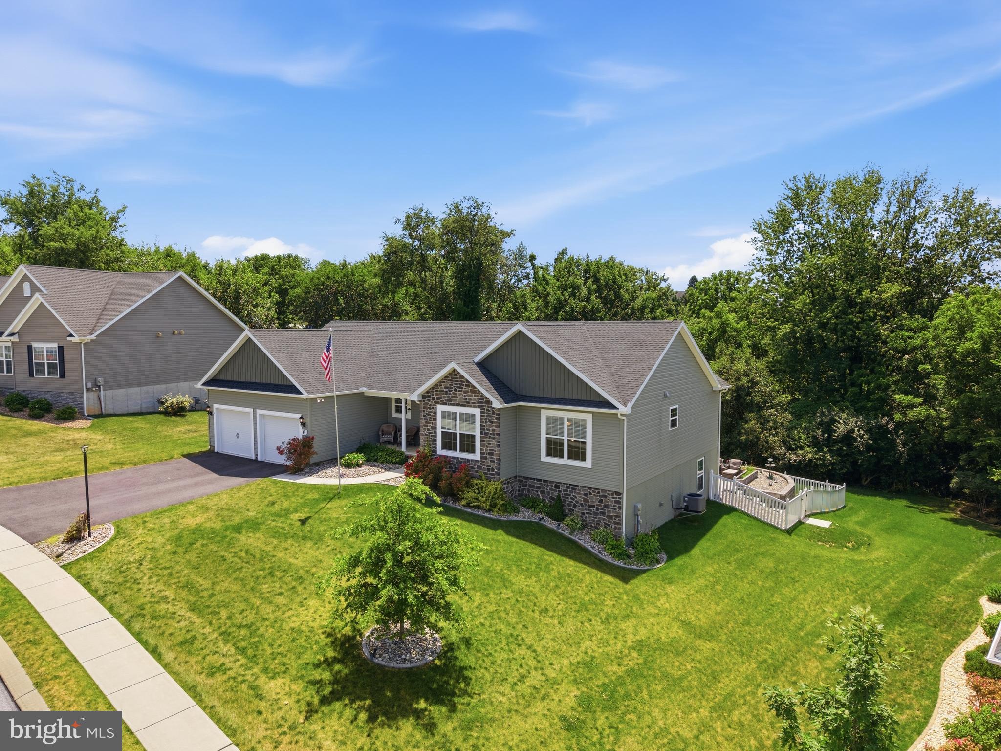 FOX RUN - Residential