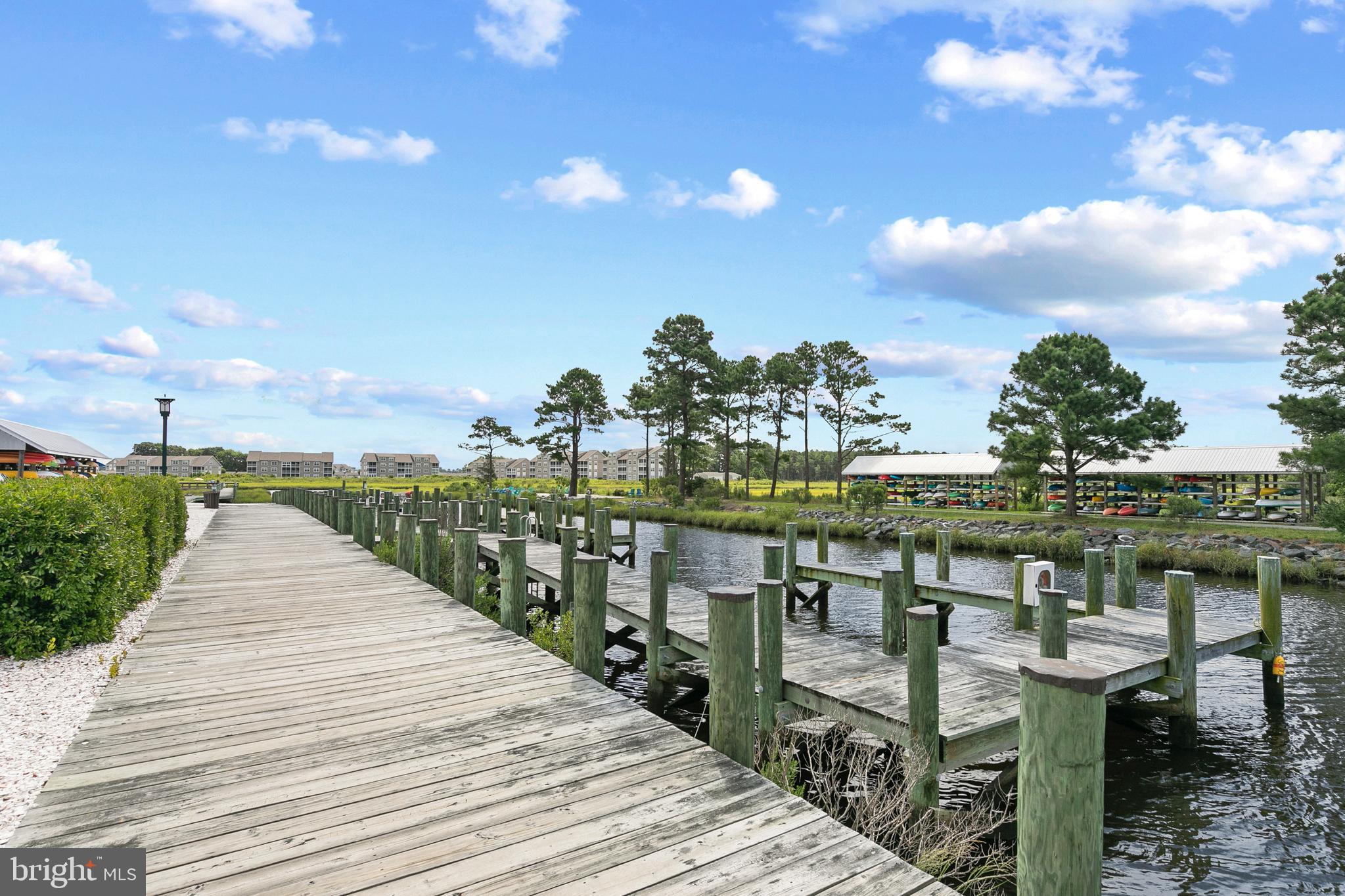 BAY FOREST CLUB - Residential