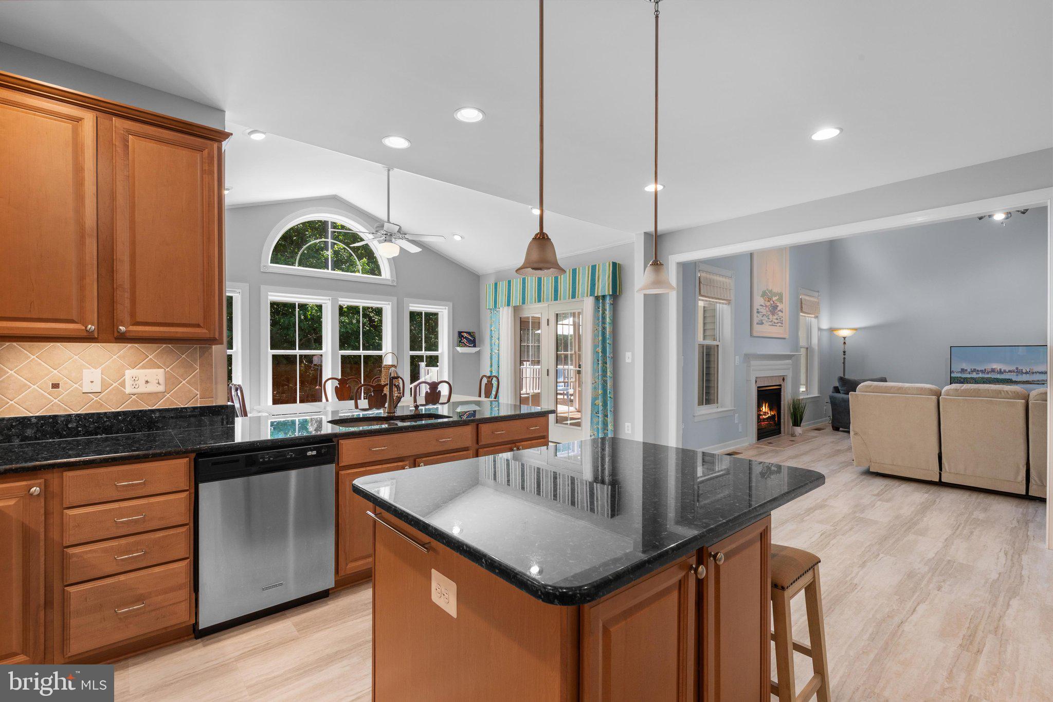 BAY FOREST CLUB - Residential