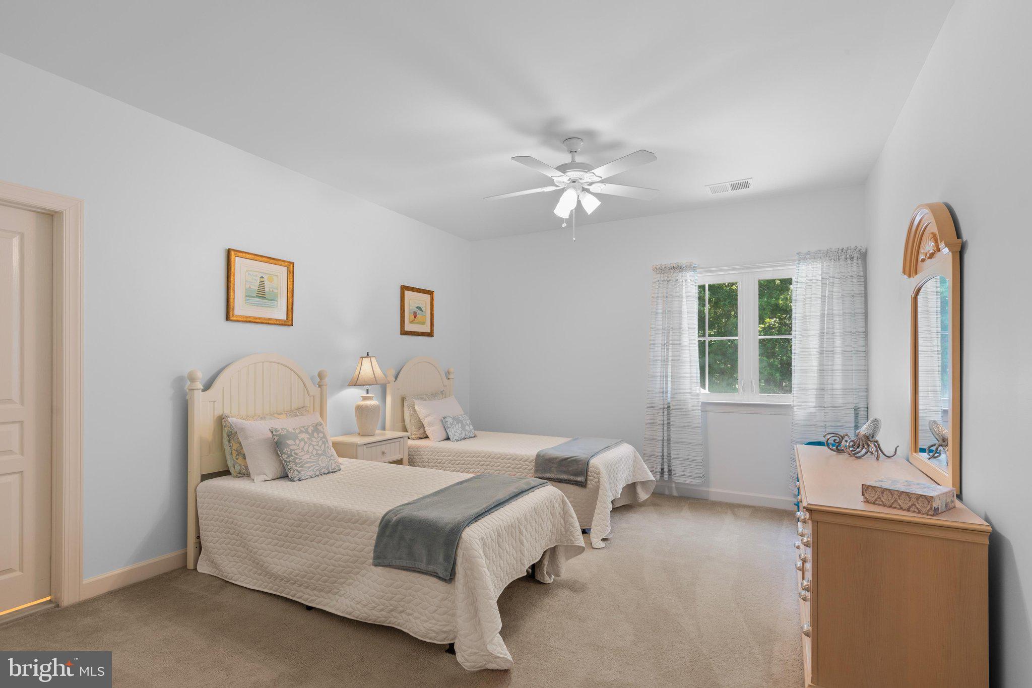 BAY FOREST CLUB - Residential