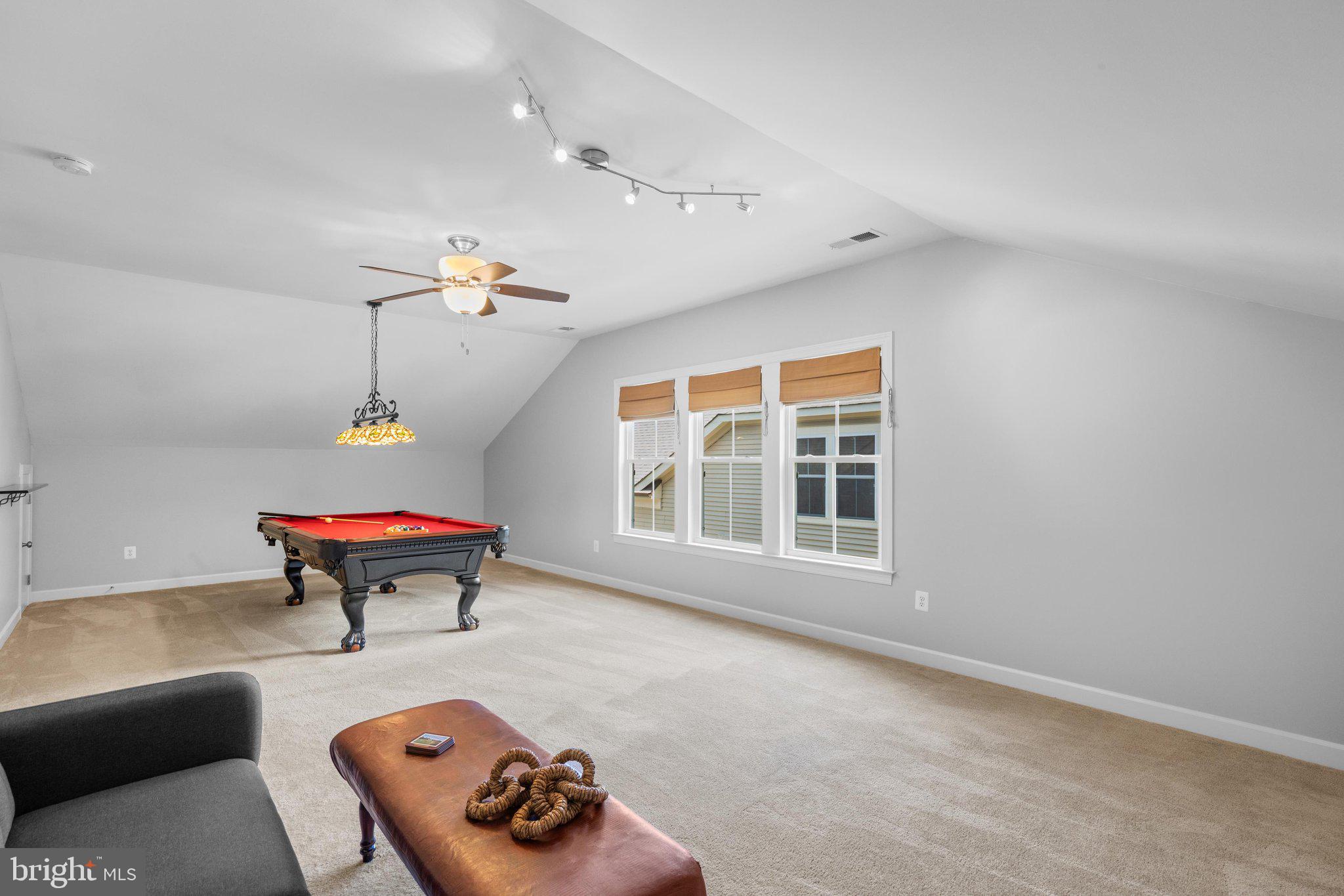 BAY FOREST CLUB - Residential