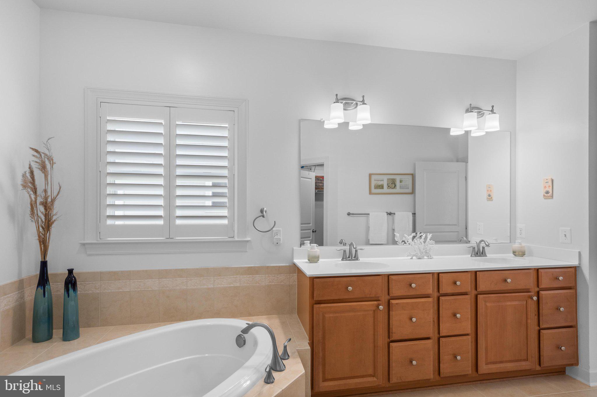 BAY FOREST CLUB - Residential