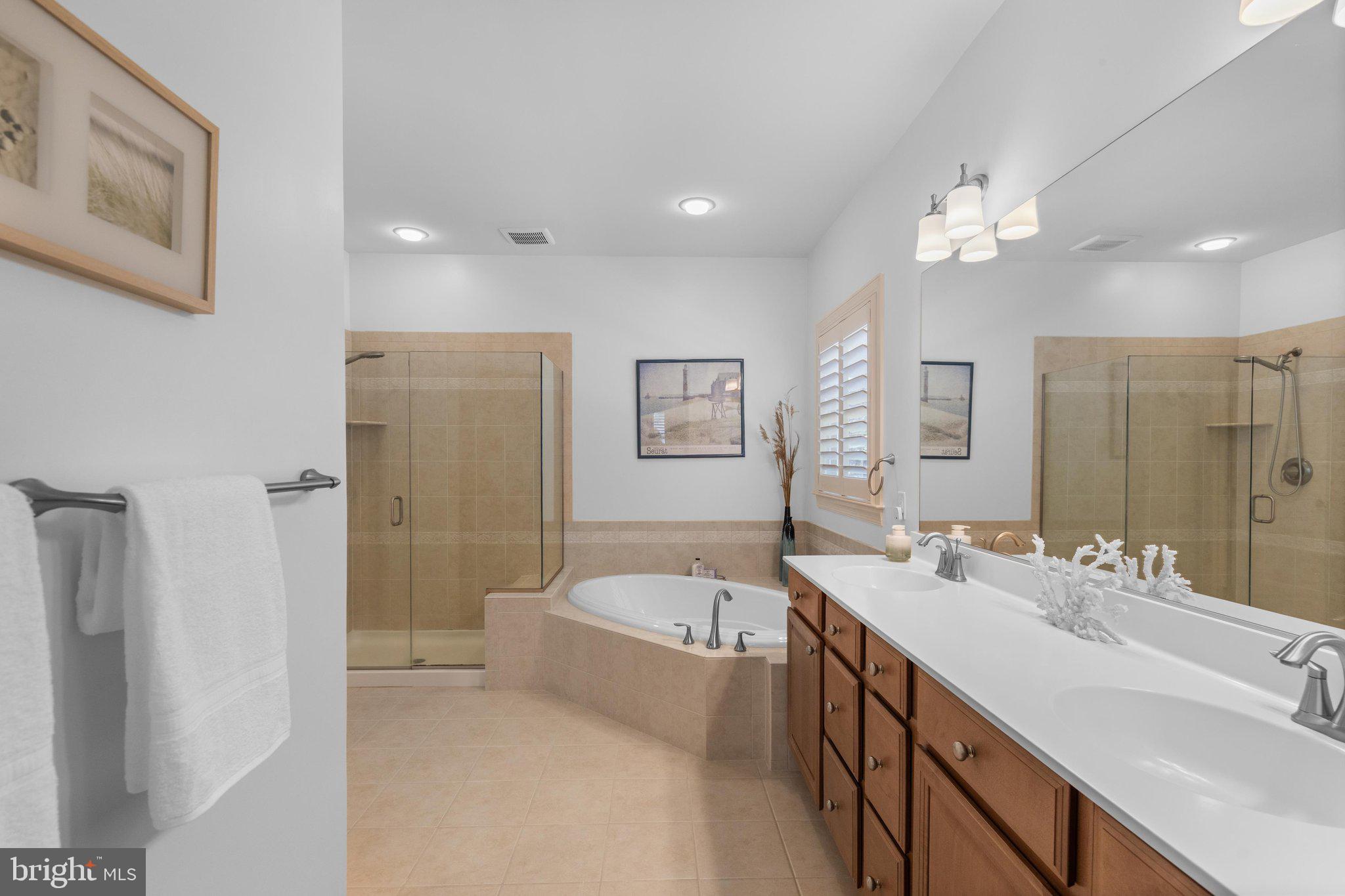 BAY FOREST CLUB - Residential