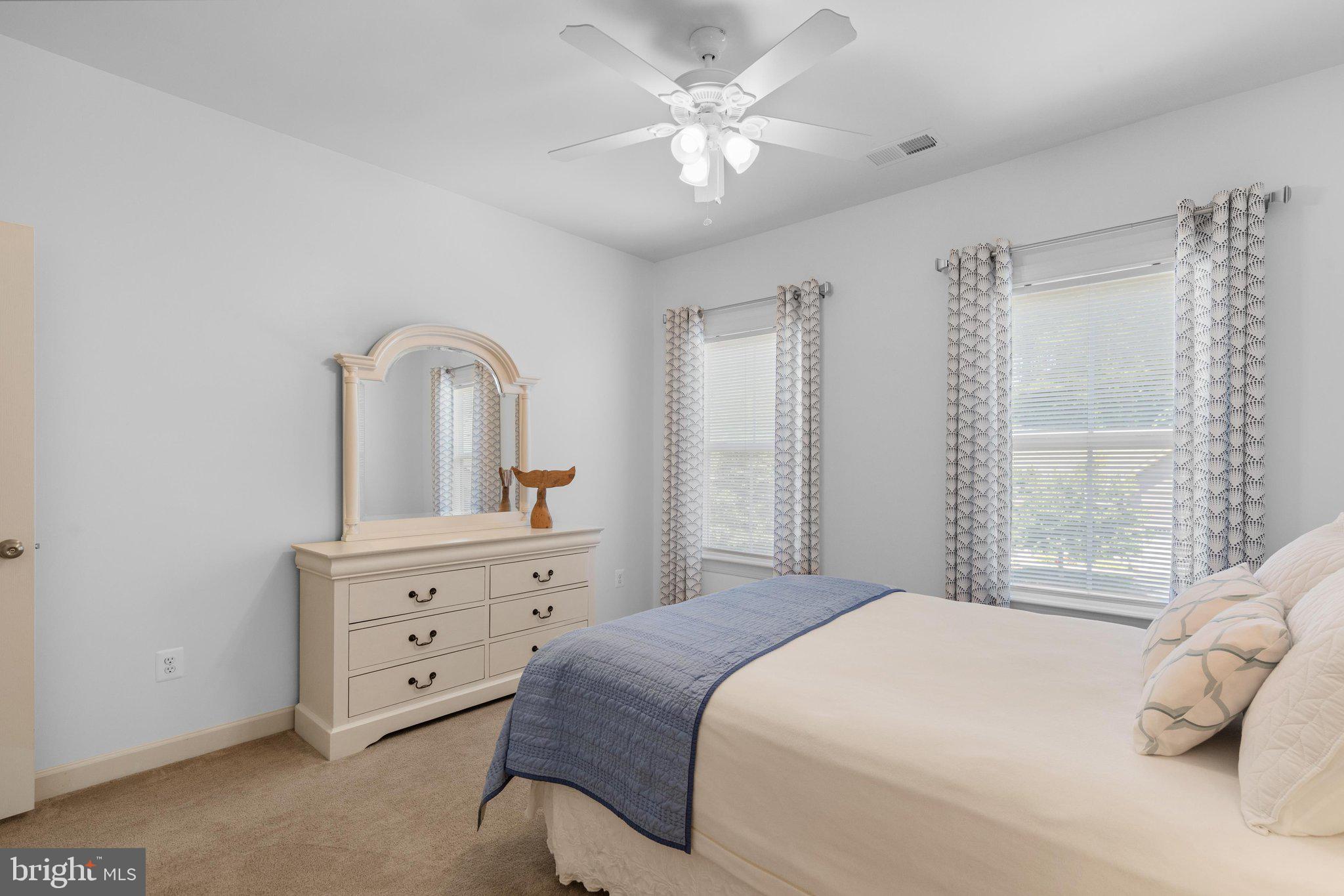 BAY FOREST CLUB - Residential