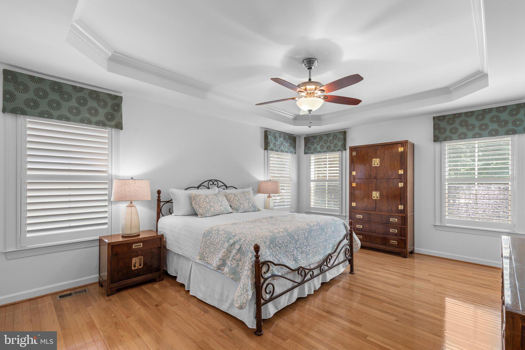 BAY FOREST CLUB - Residential