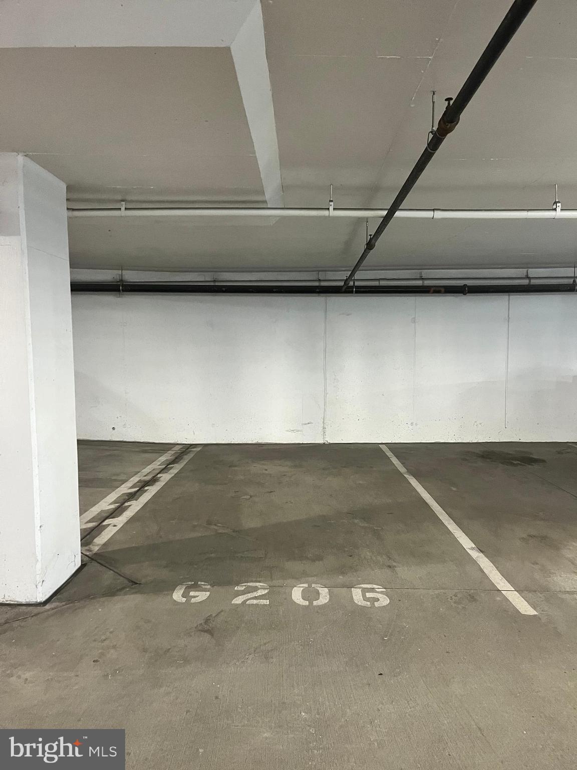 ABINGDON ROW - Residential Lease