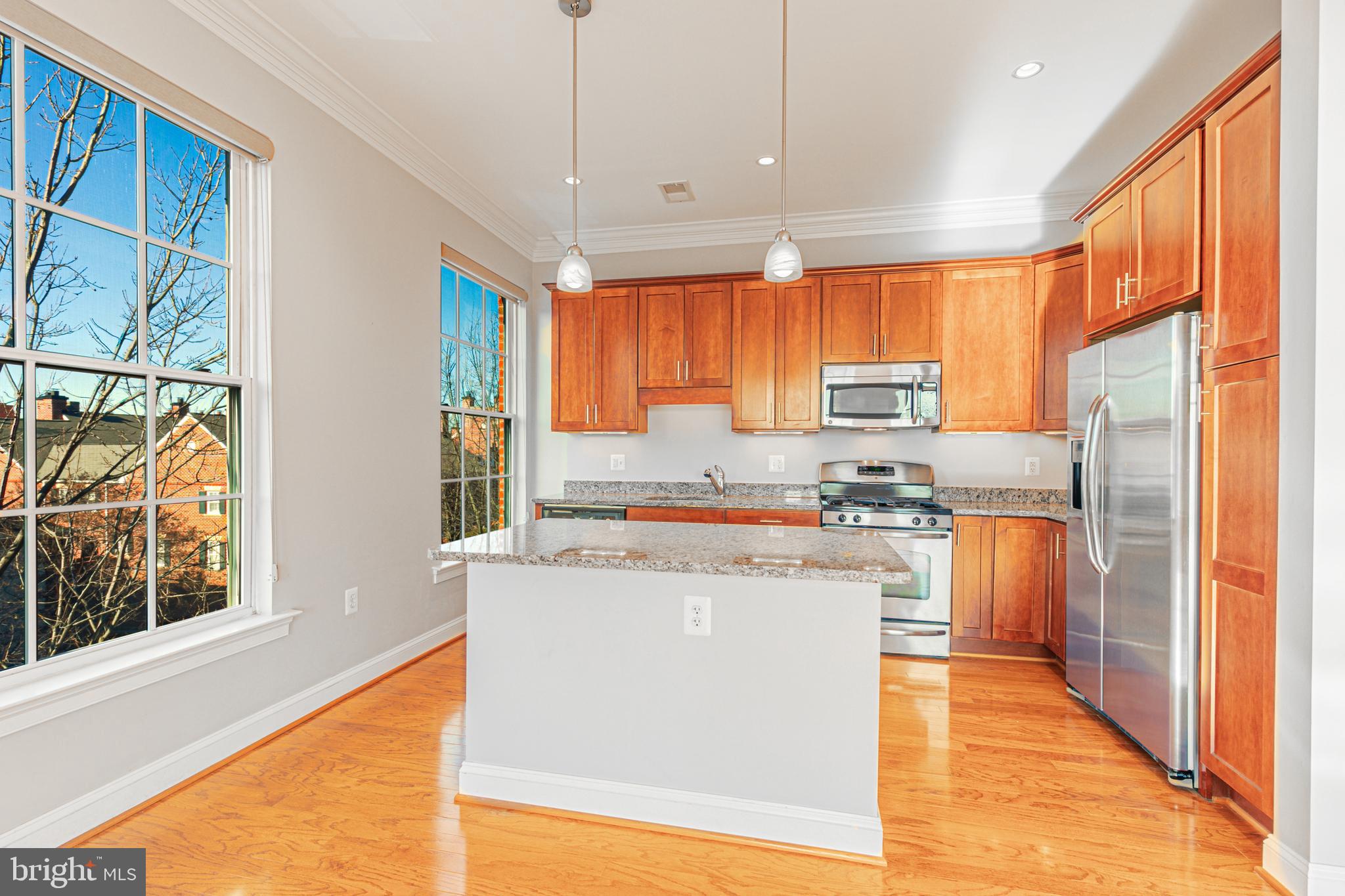 ABINGDON ROW - Residential Lease