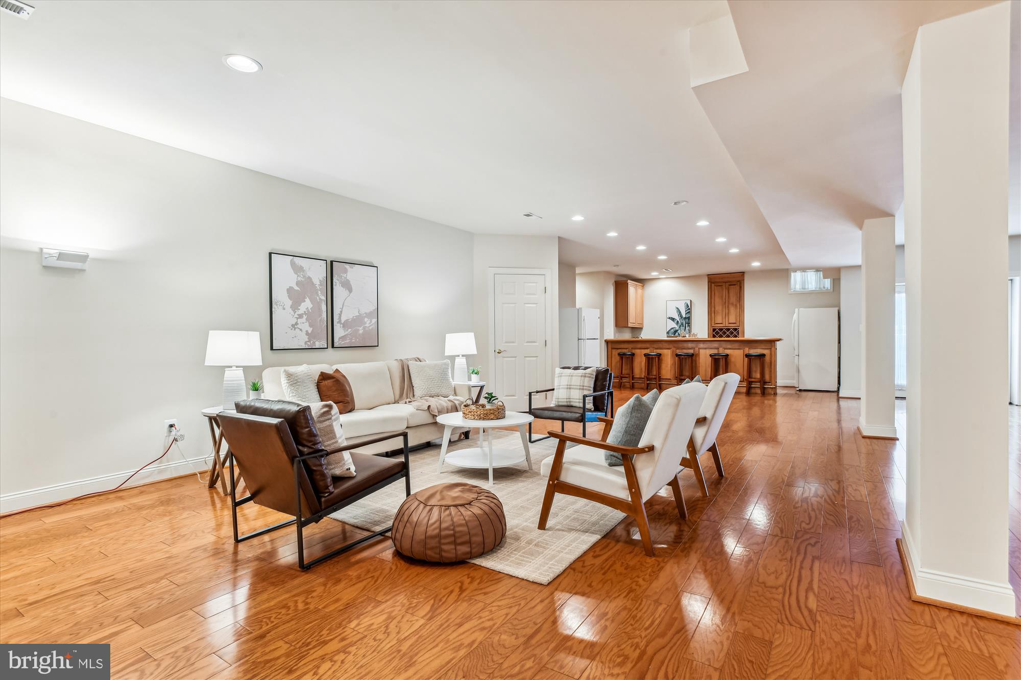 HUNT VALLEY CHASE - Residential