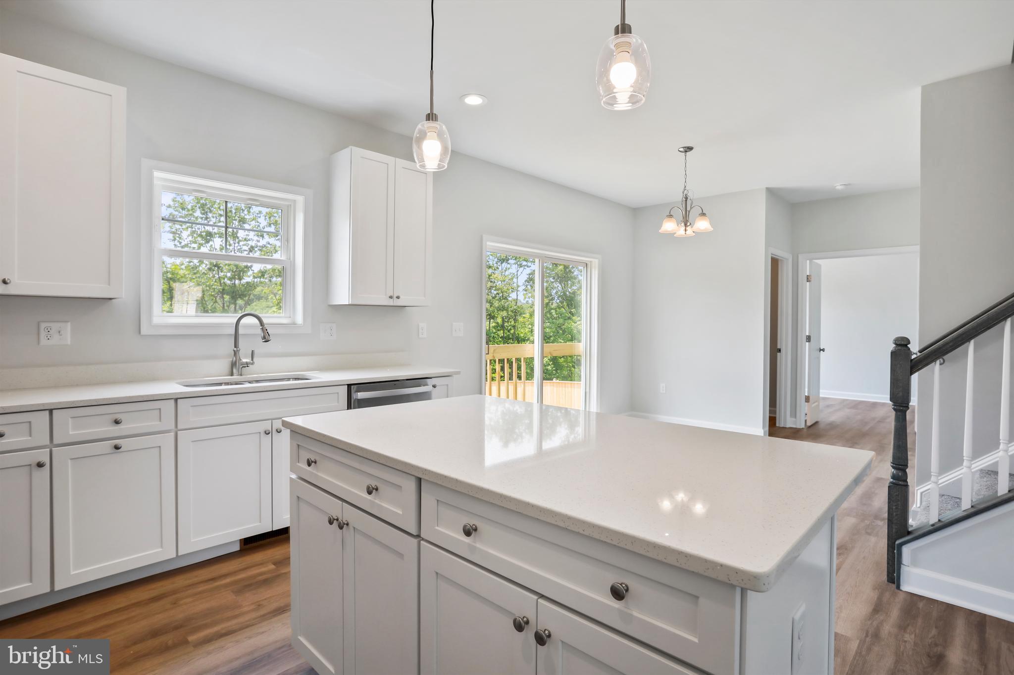 MIDDLE CREEK VISTAS - Residential