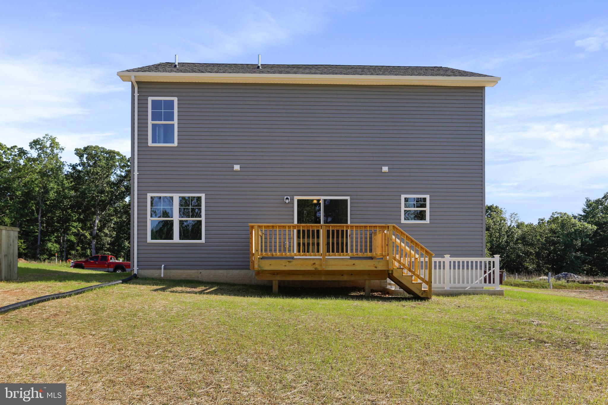 MIDDLE CREEK VISTAS - Residential