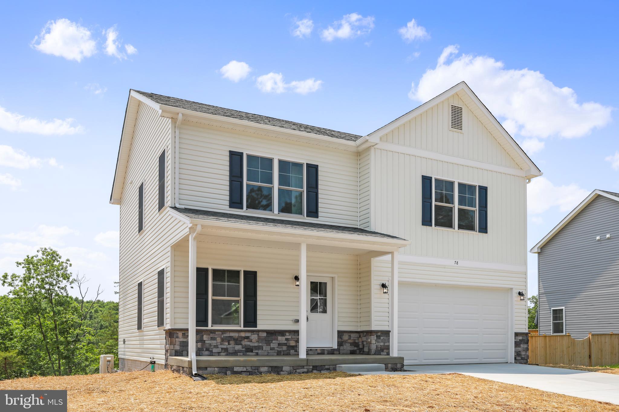 MIDDLE CREEK VISTAS - Residential