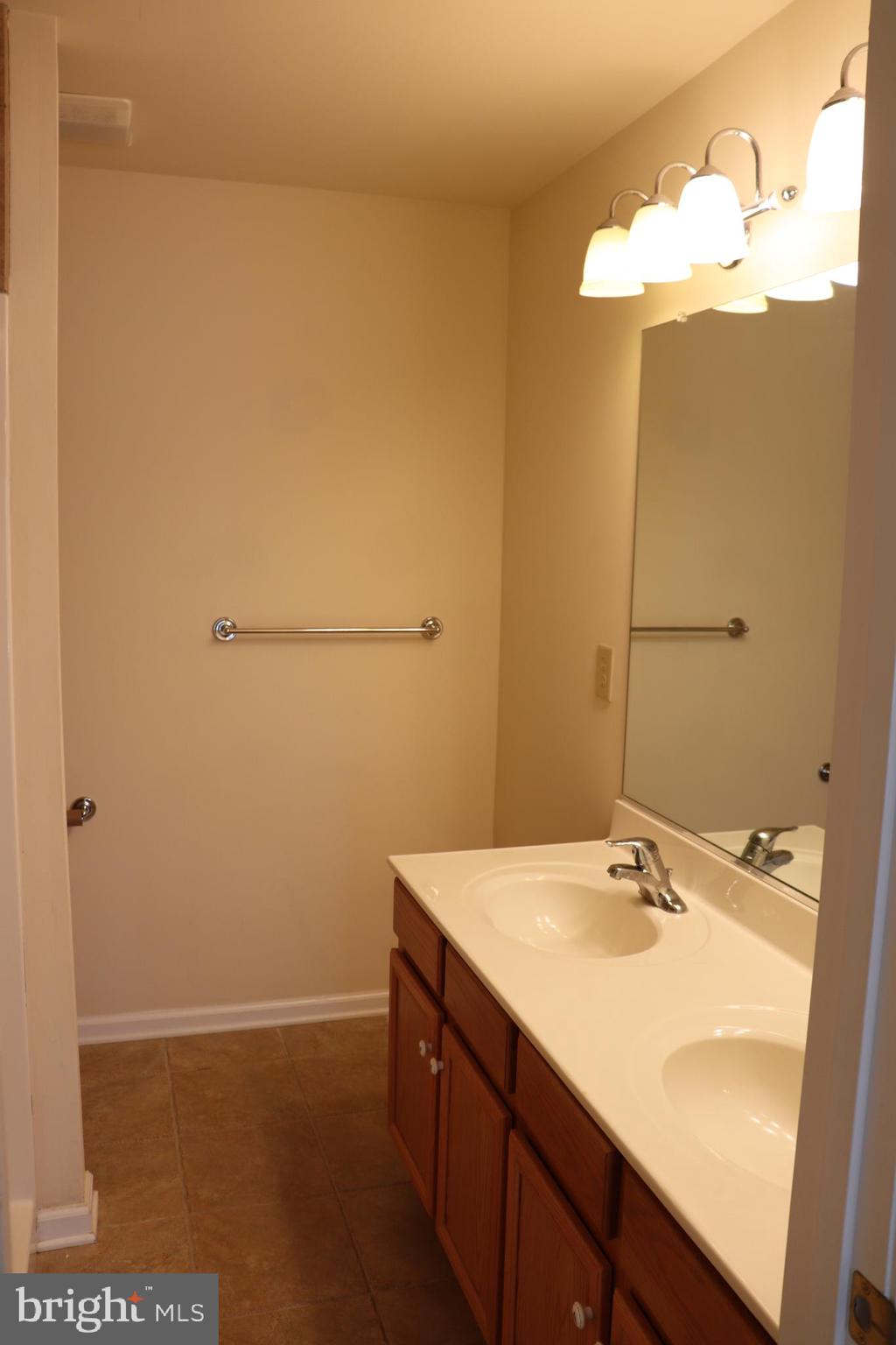 BRIAR RUN - Residential