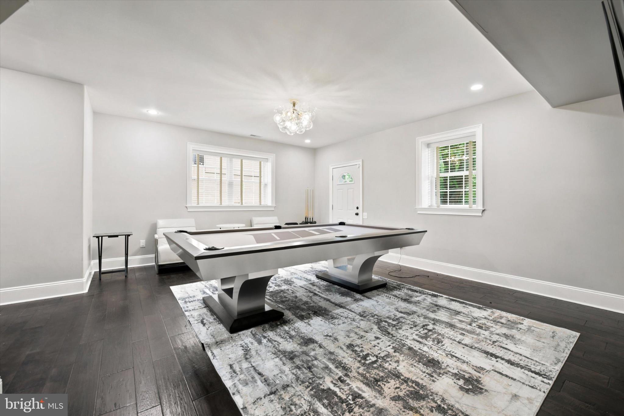 DARLINGTON POINTE - Residential