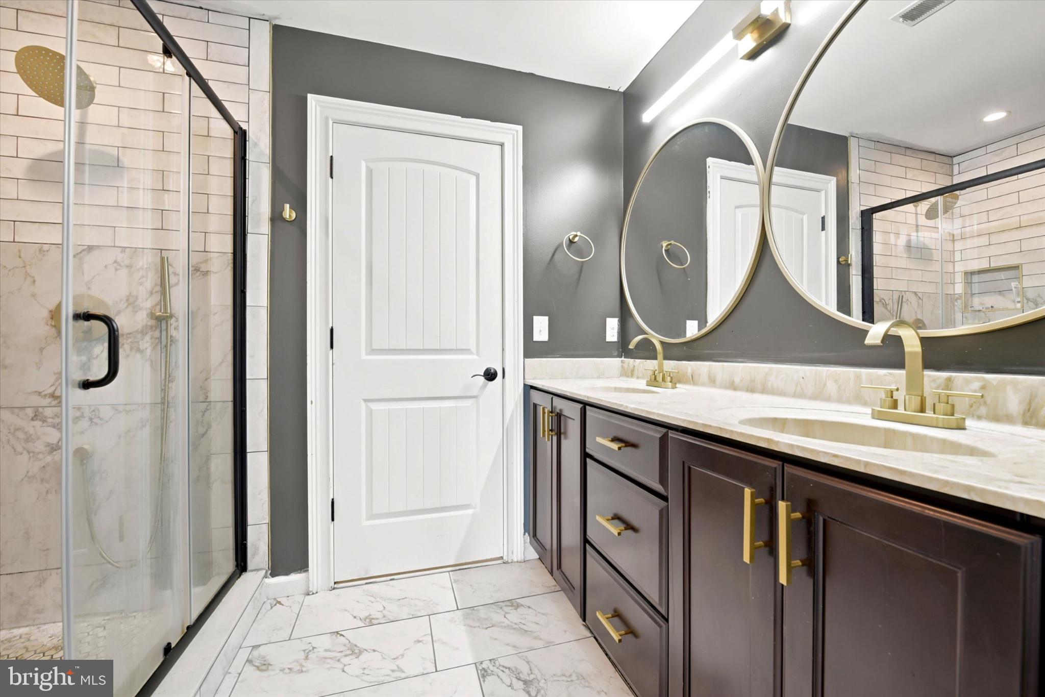 DARLINGTON POINTE - Residential