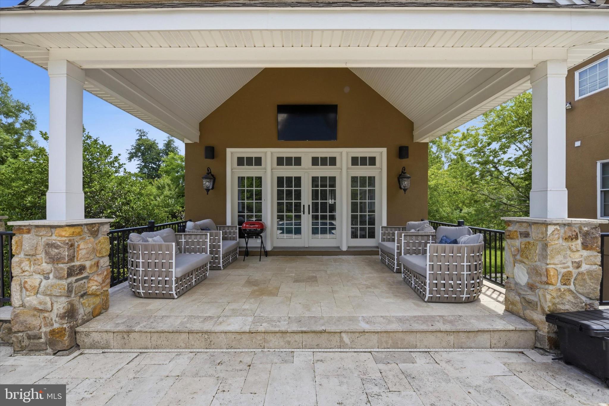 DARLINGTON POINTE - Residential