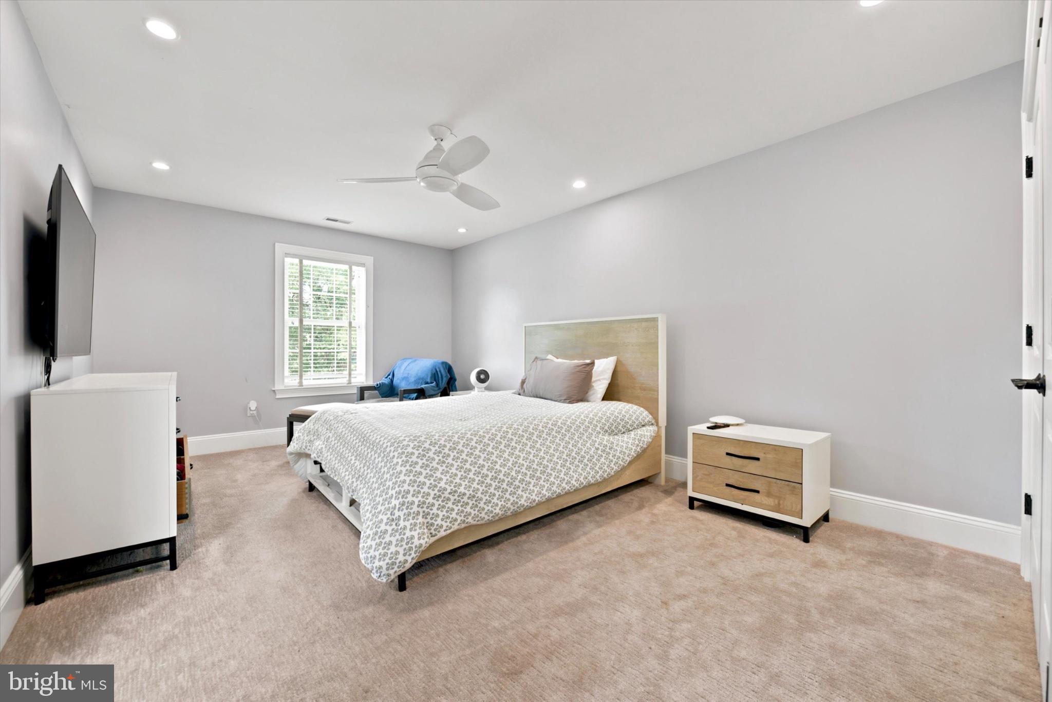 DARLINGTON POINTE - Residential