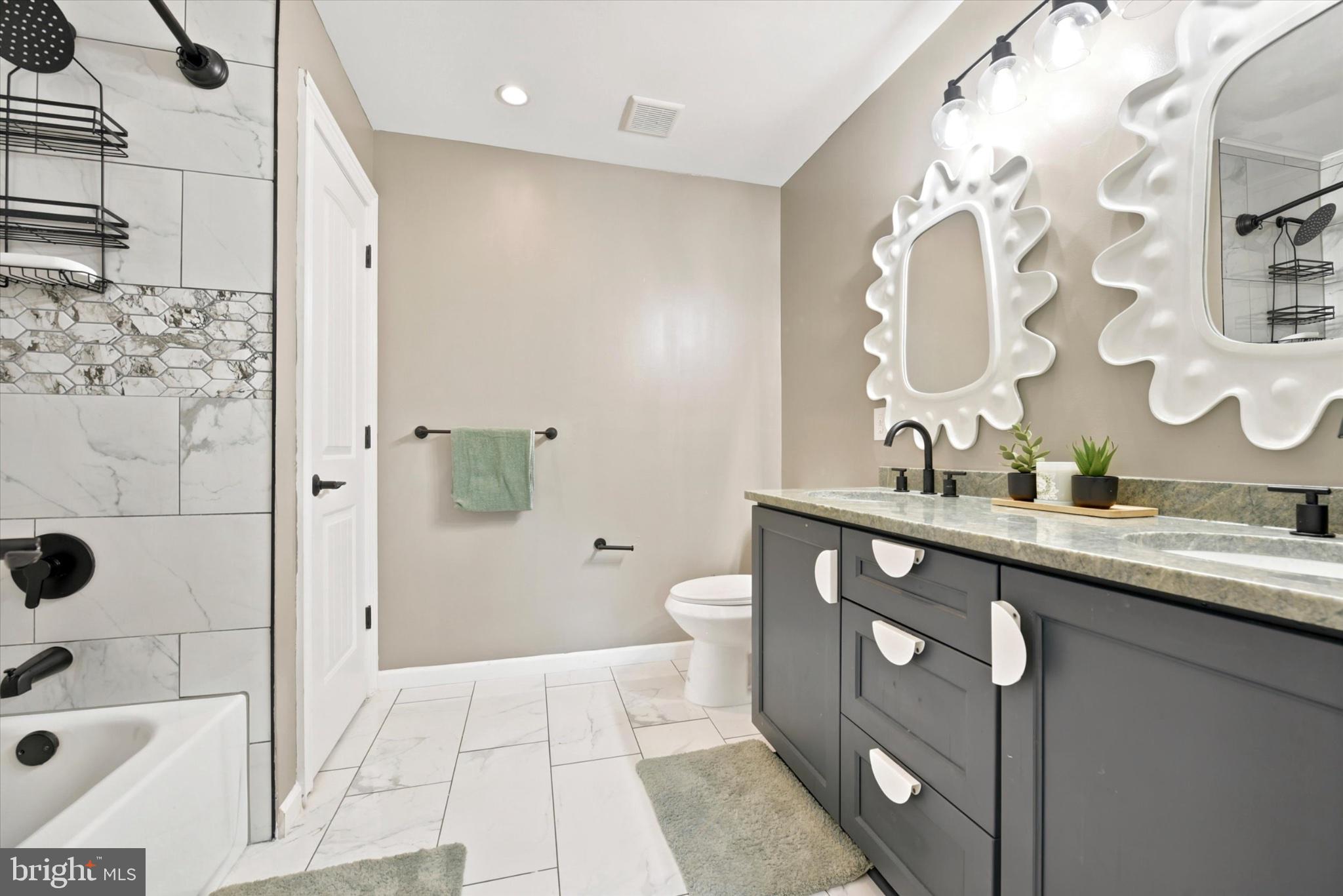 DARLINGTON POINTE - Residential