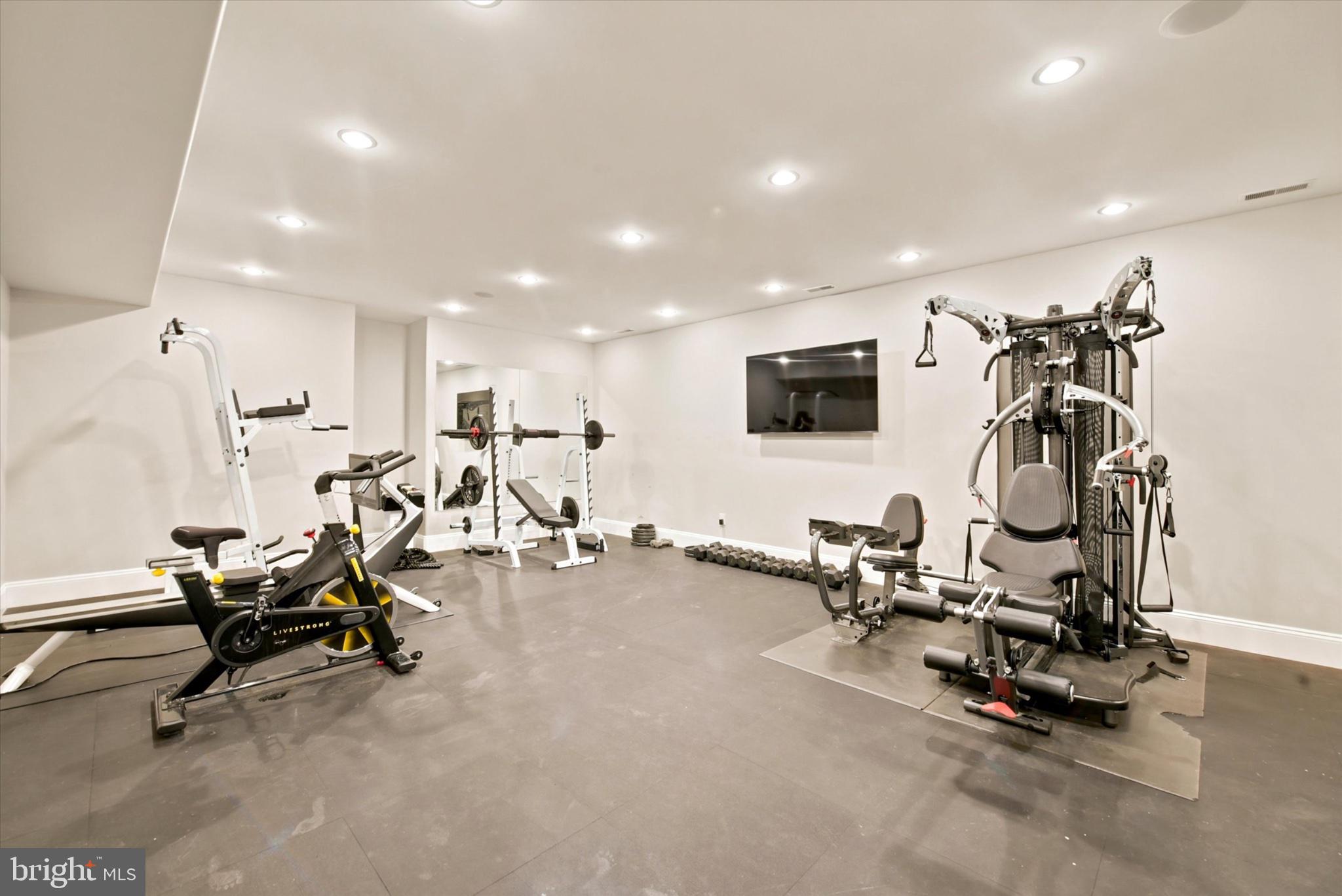 DARLINGTON POINTE - Residential