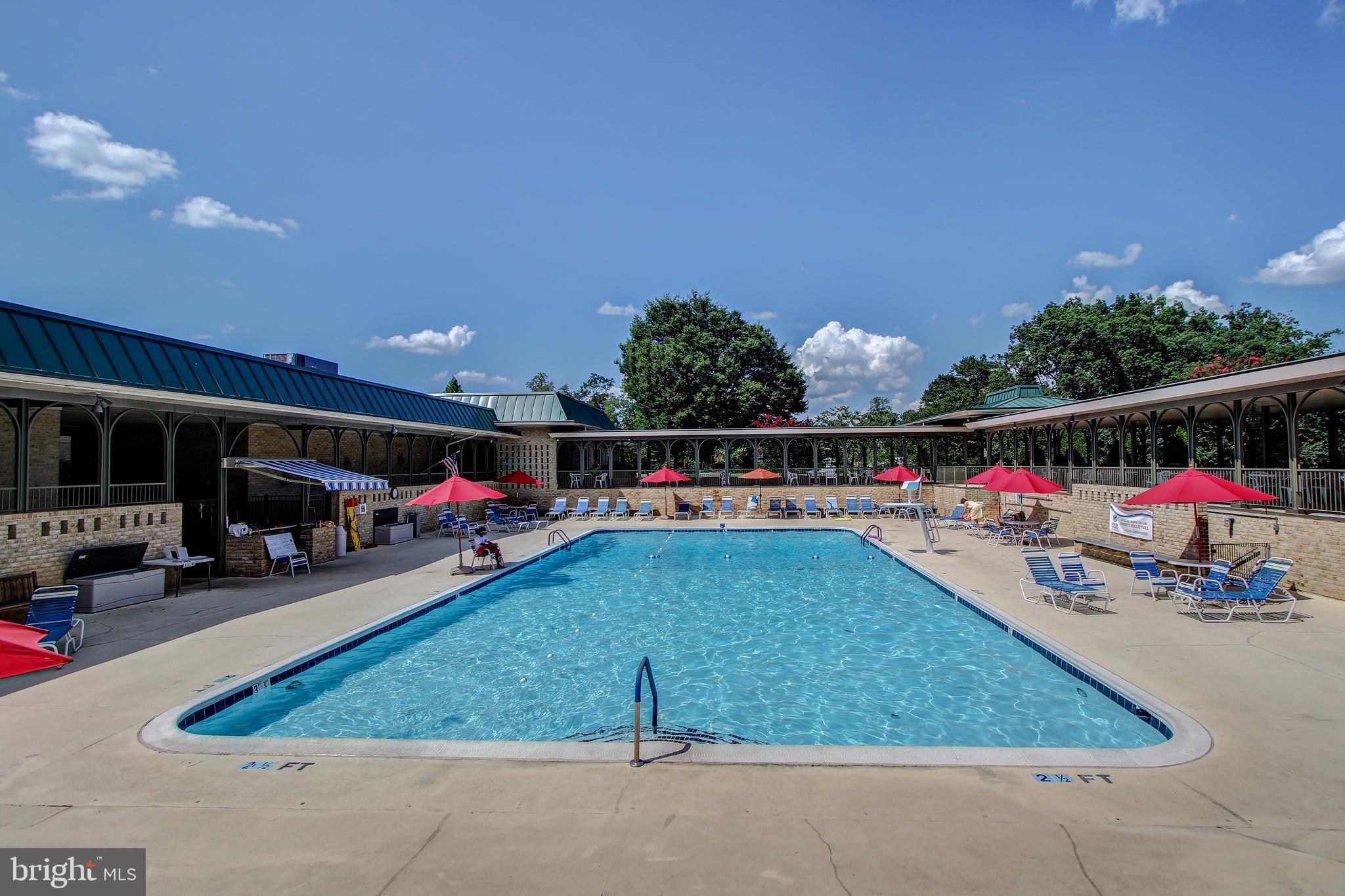 LEISURE WORLD - Residential
