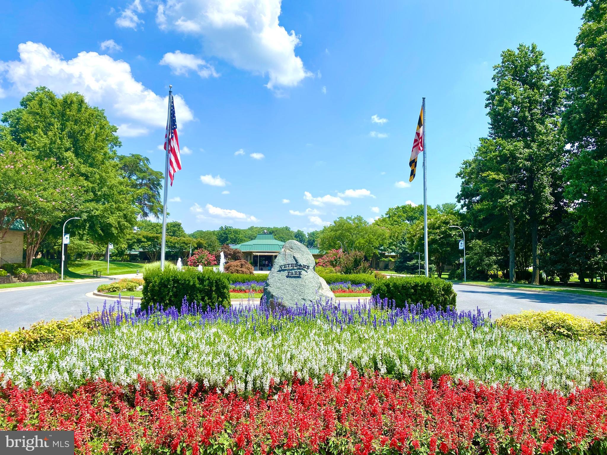 LEISURE WORLD - Residential