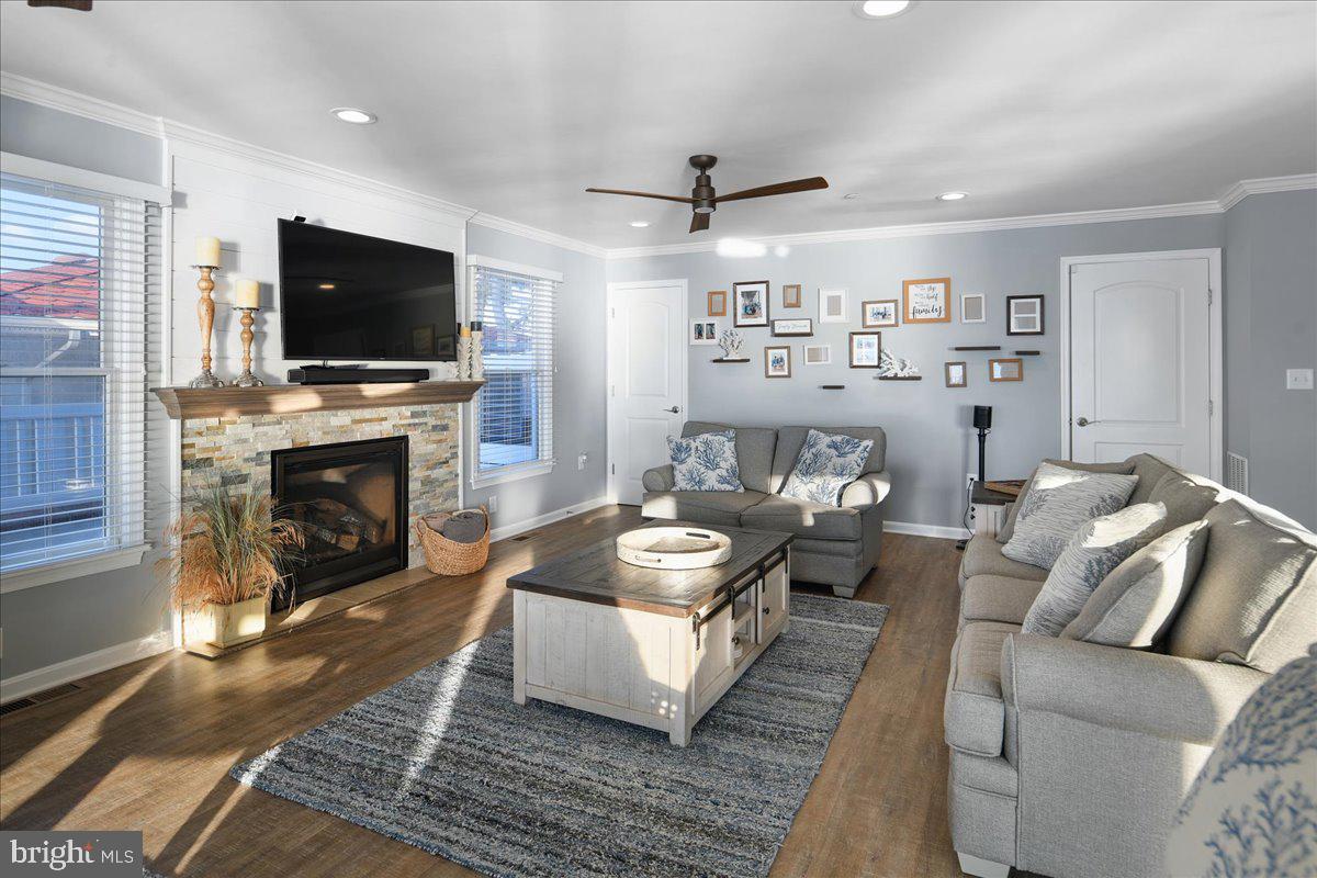 CAINE KEYS II EXT - Residential
